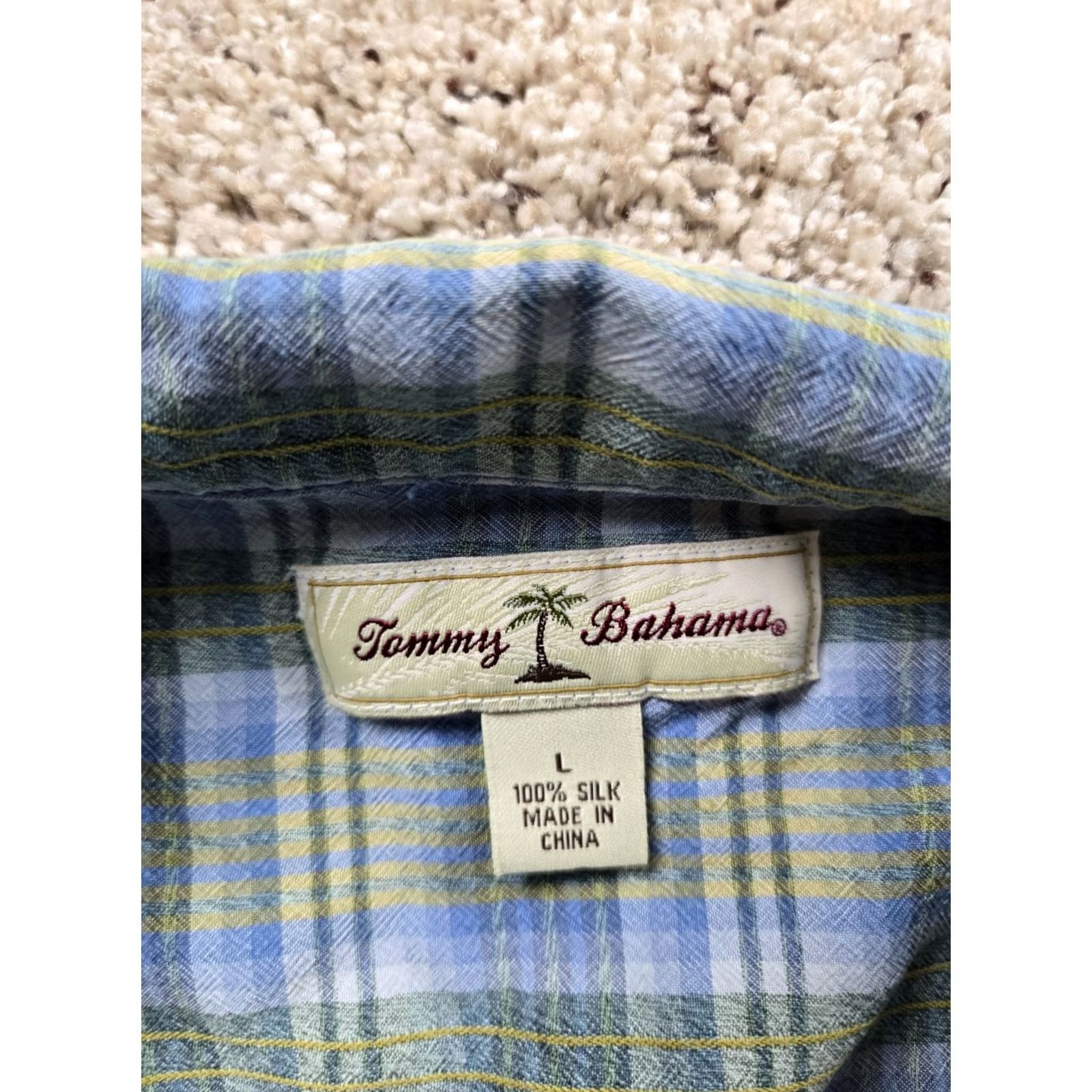 Tommy Bahama Tommy Bahama Shirt Large Mens 100% Silk Plaid Button Up Short Sleeve Pocket Size US L / EU 52-54 / 3 - 3 Thumbnail