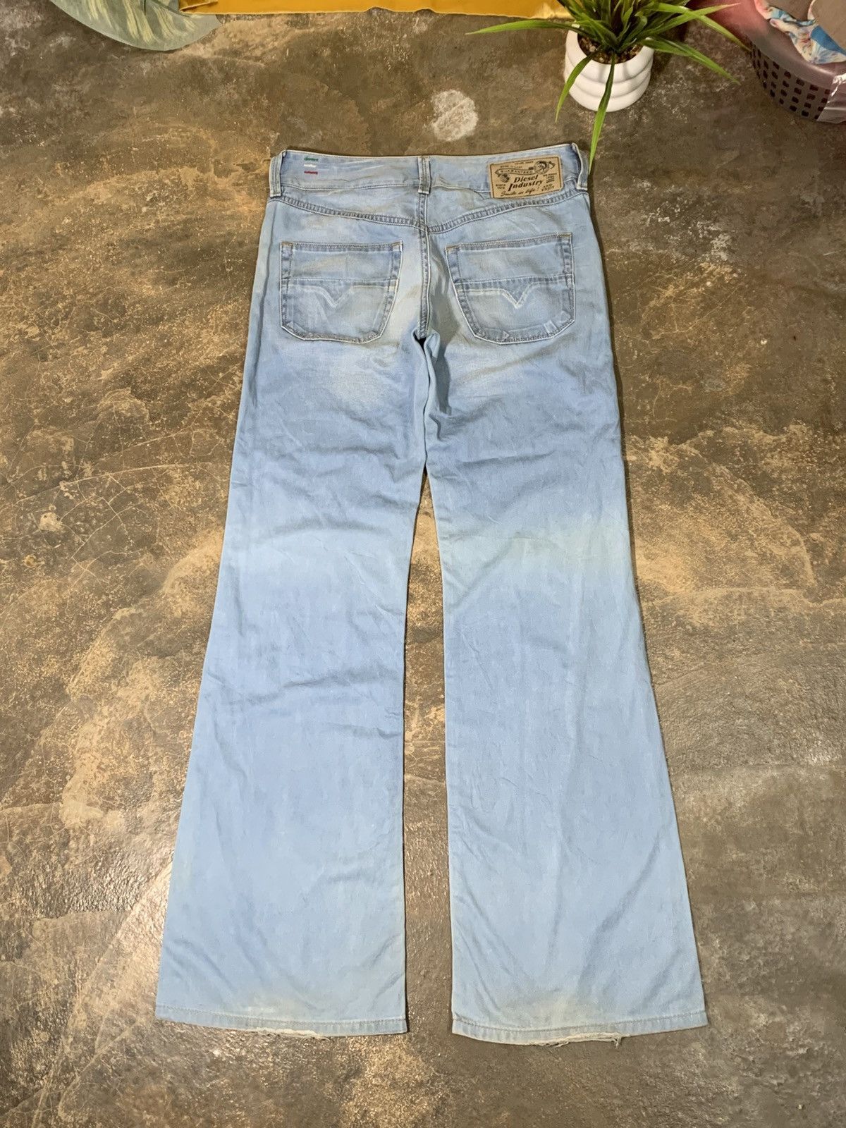 Diesel Diesel Wirky Flare Baker Jeans Size 28" / US 6 / IT 42 - 3 Thumbnail