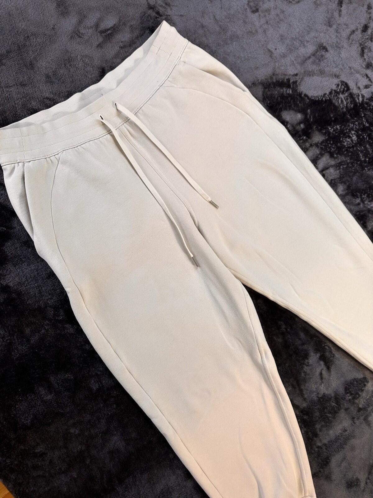Lululemon Lululemon Scuba High-Rise Women’s Sz 12 Ivory Joggers Size 34" / US 12 / IT 48 - 2 Thumbnail