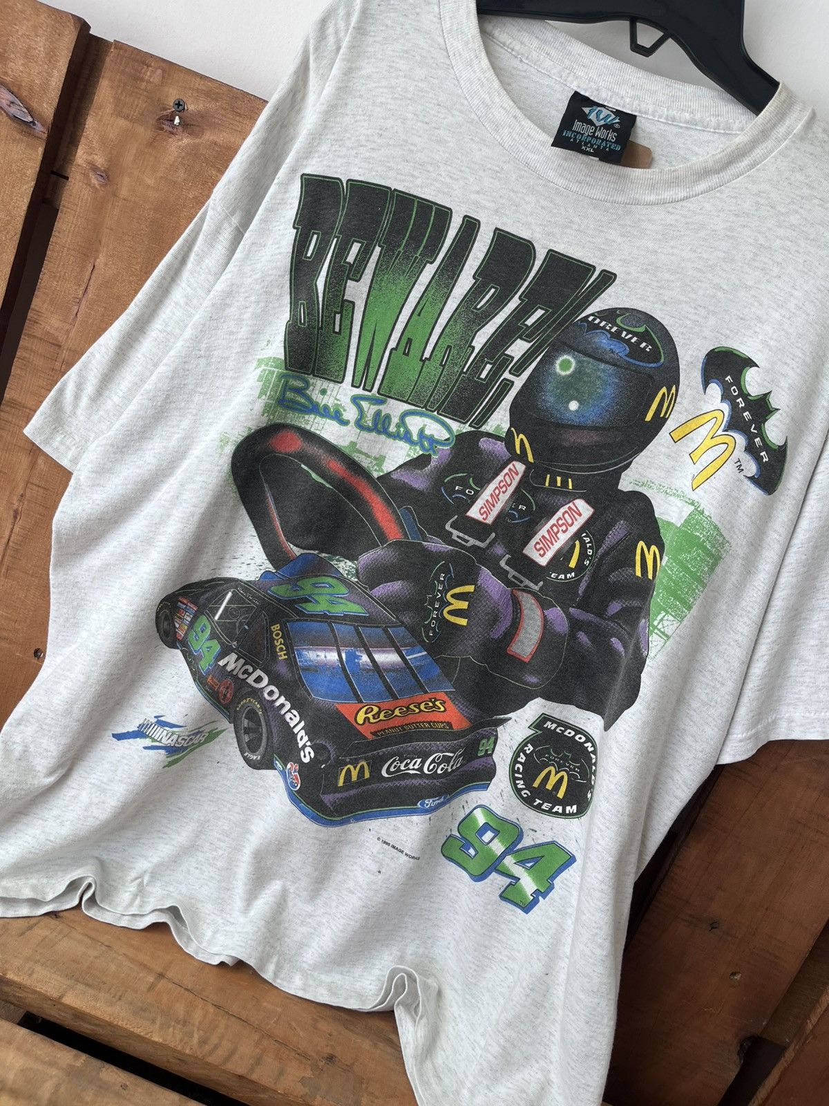 NASCAR Vintage 1995 Nascar Bill Elliott x Batman t shirt Size US XXL / EU 58 / 5 - 4 Thumbnail