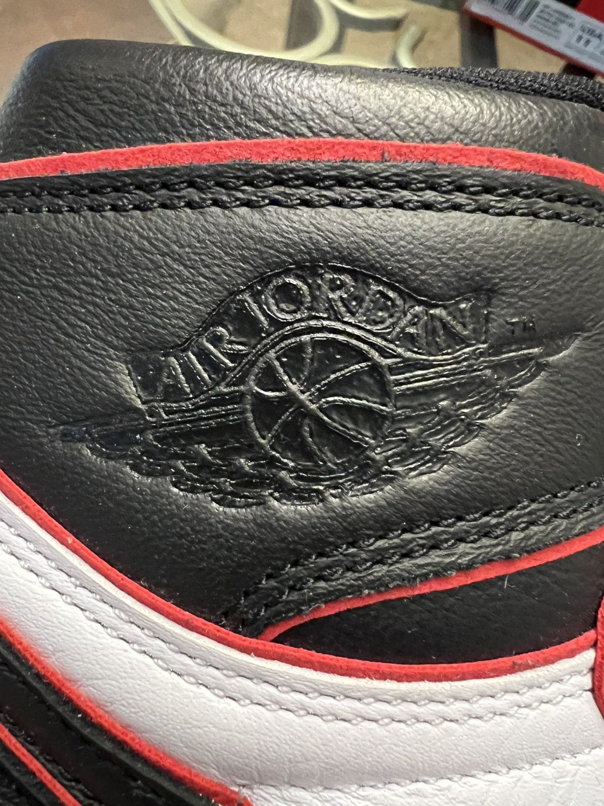 Jordan Brand Jordan 1 Retro High “Bloodline” 2019 Size US 11 / EU 44 - 5 Thumbnail