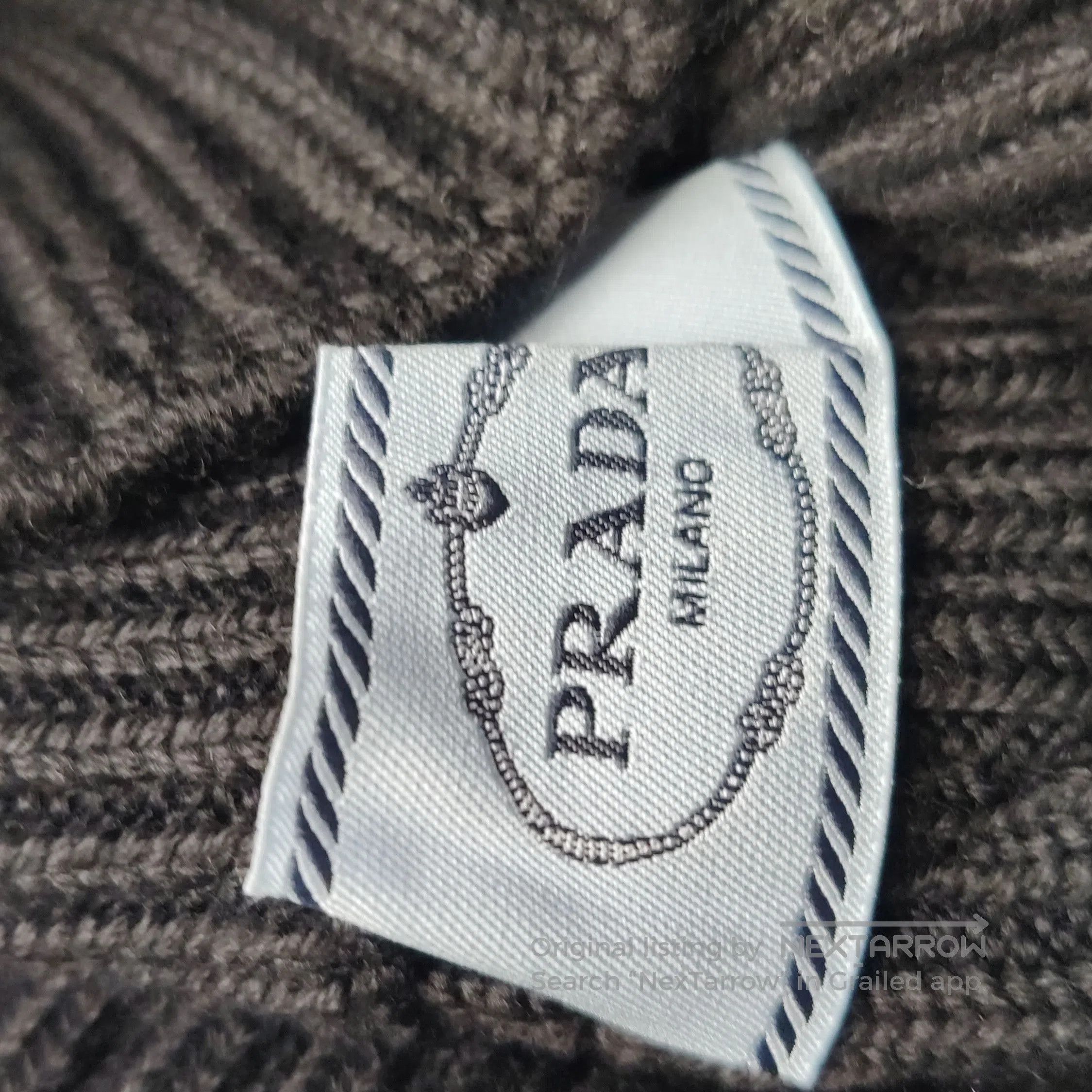 Prada Prada Black Logo Knit Crop Top . Size S / US 4 / IT 40 - 6 Thumbnail