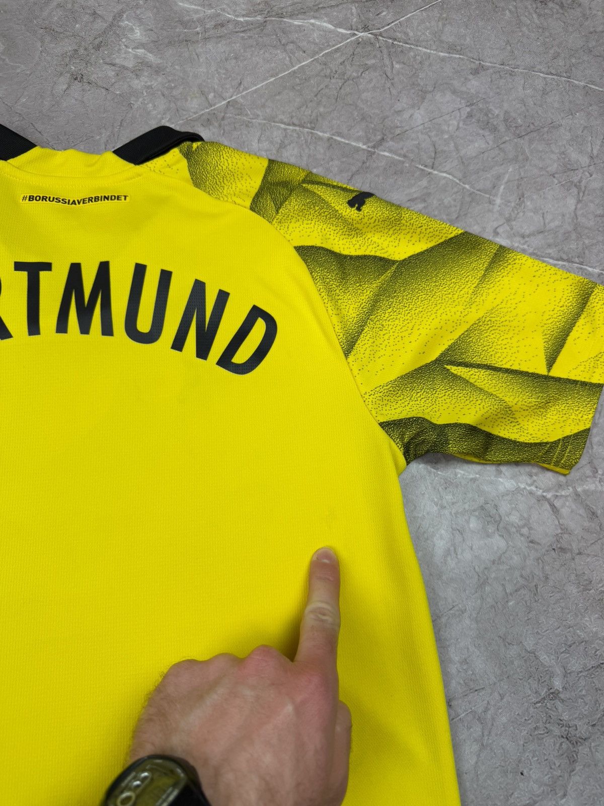 Puma Puma Borussia Dortmund 2023/24 Jersey size S Size US S / EU 44-46 / 1 - 12 Thumbnail