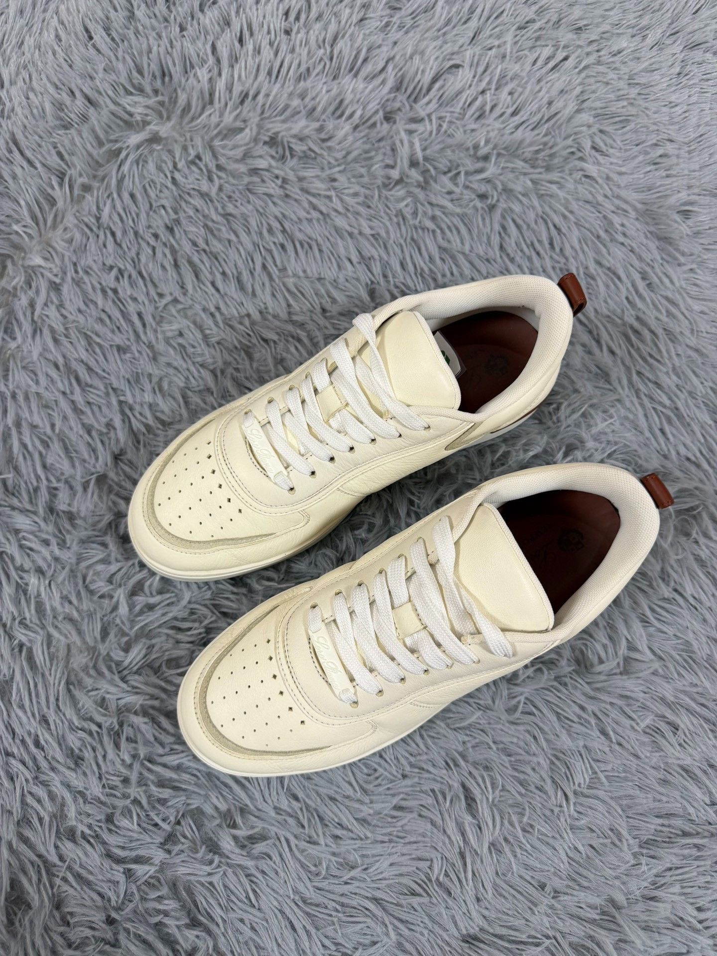 Loro Piana Loro Piana Casual White Lowtop Sneakers 8 Men Size US 8 / EU 41 - 1 Thumbnail