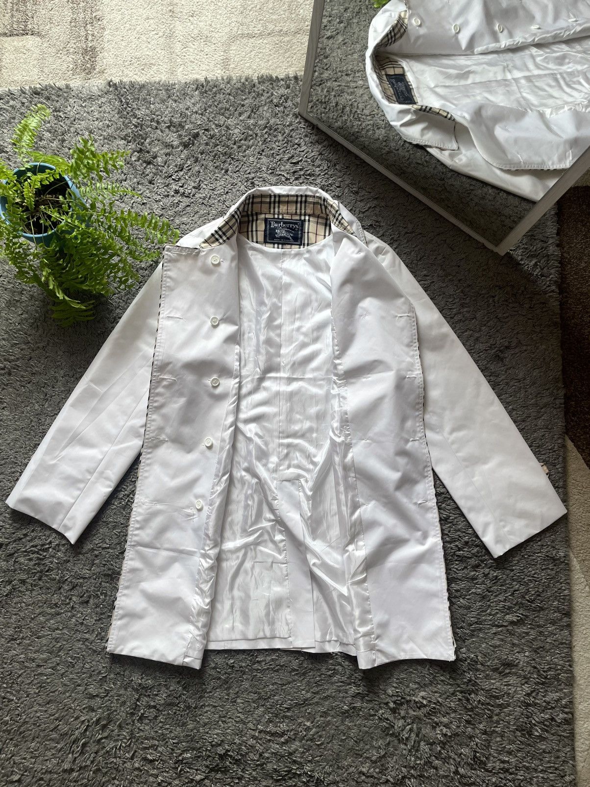 Burberry 00s Burberry Coat Streetwear Vintage Luxury Logo Rare Size L / US 10 / IT 46 - 9 Thumbnail
