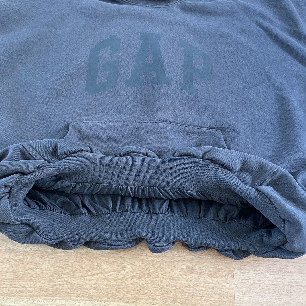 Balenciaga × Gap × Yeezy Yeezy x Gap x Balenciaga hoodie Size US S / EU 44-46 / 1 - 3 Thumbnail