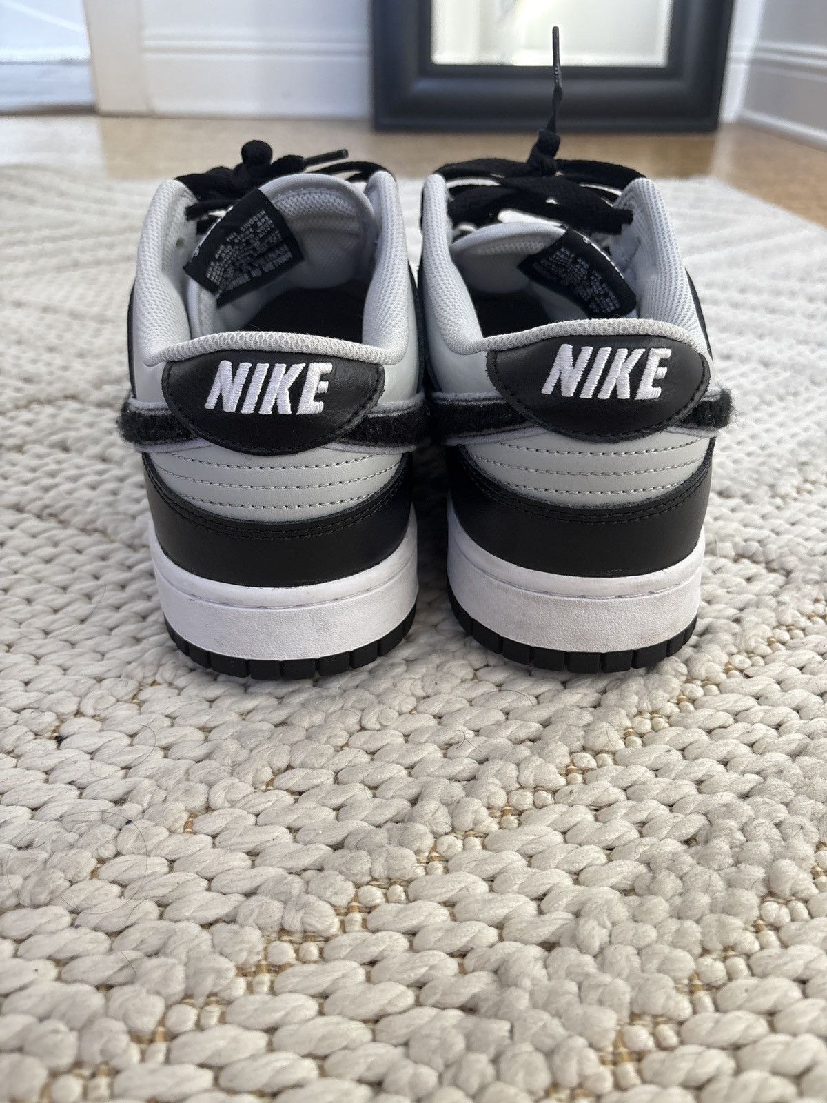Nike Nike Dunk Low Chenille Swoosh Size 12 Size US 12 / EU 45 - 4 Thumbnail
