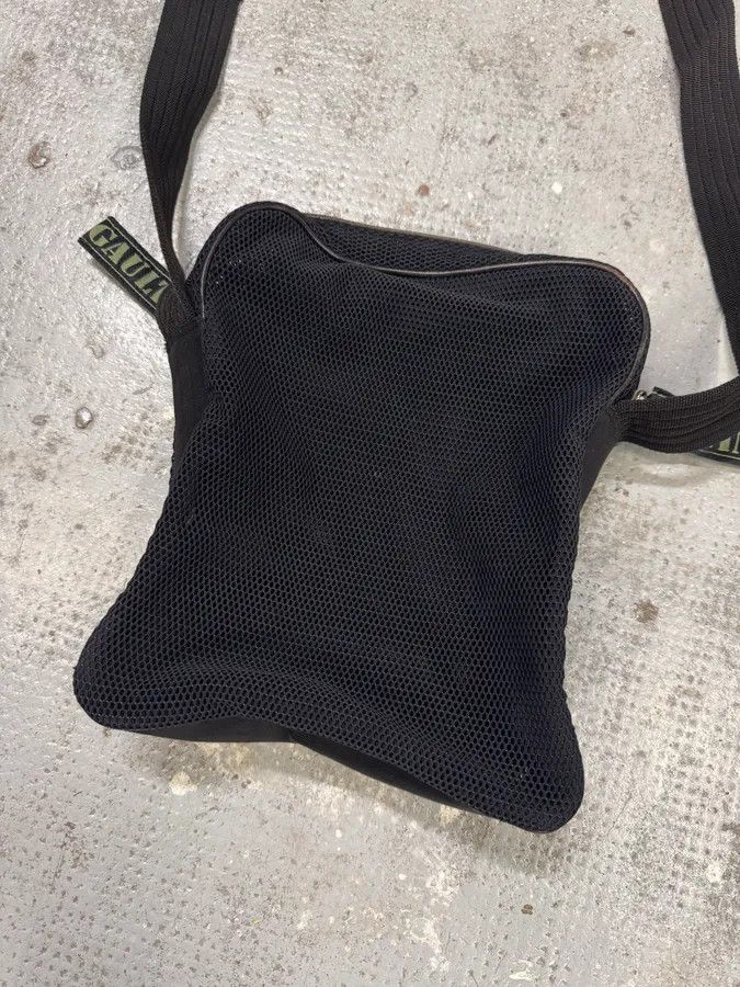 Jean Paul Gaultier 2000s Jean Paul Gaultier Black Mesh Shoulder Bag Size ONE SIZE - 4 Thumbnail