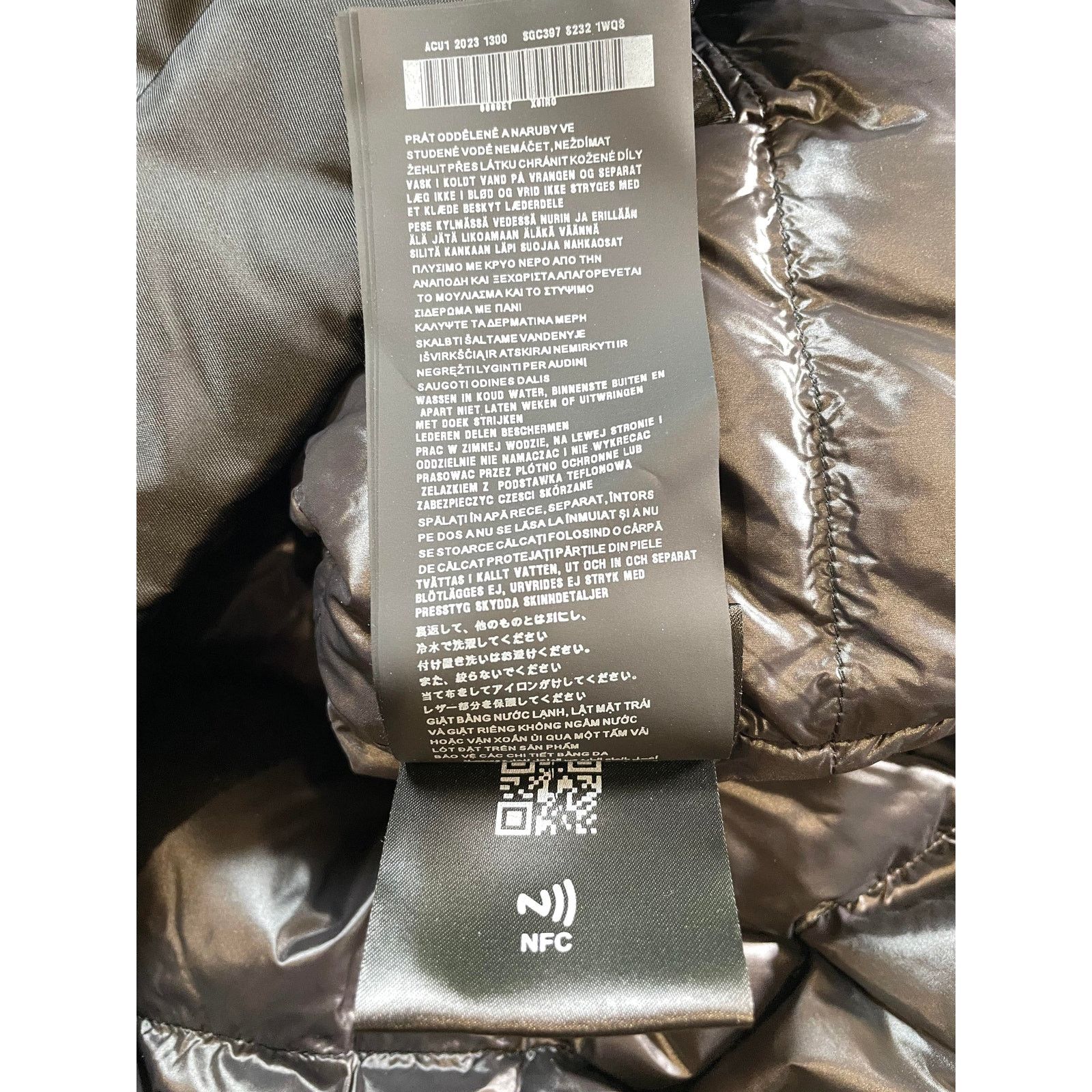 Prada Prada Nylon Puffer Logo Jacket Size US M / EU 48-50 / 2 - 5 Thumbnail