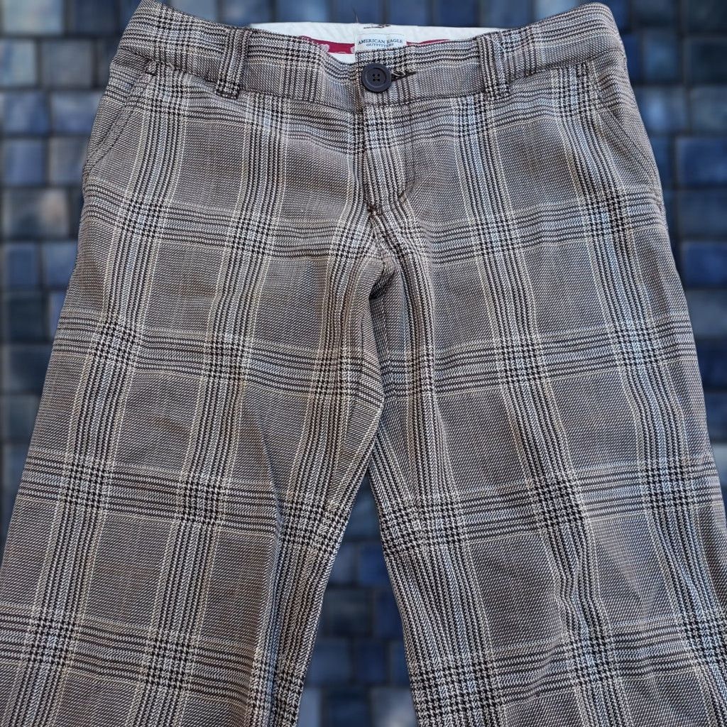 American Eagle Outfitters American Eagle Pants Women Size 6 Regular Brown Plaid Capri Size 28" / US 6 / IT 42 - 1 Thumbnail