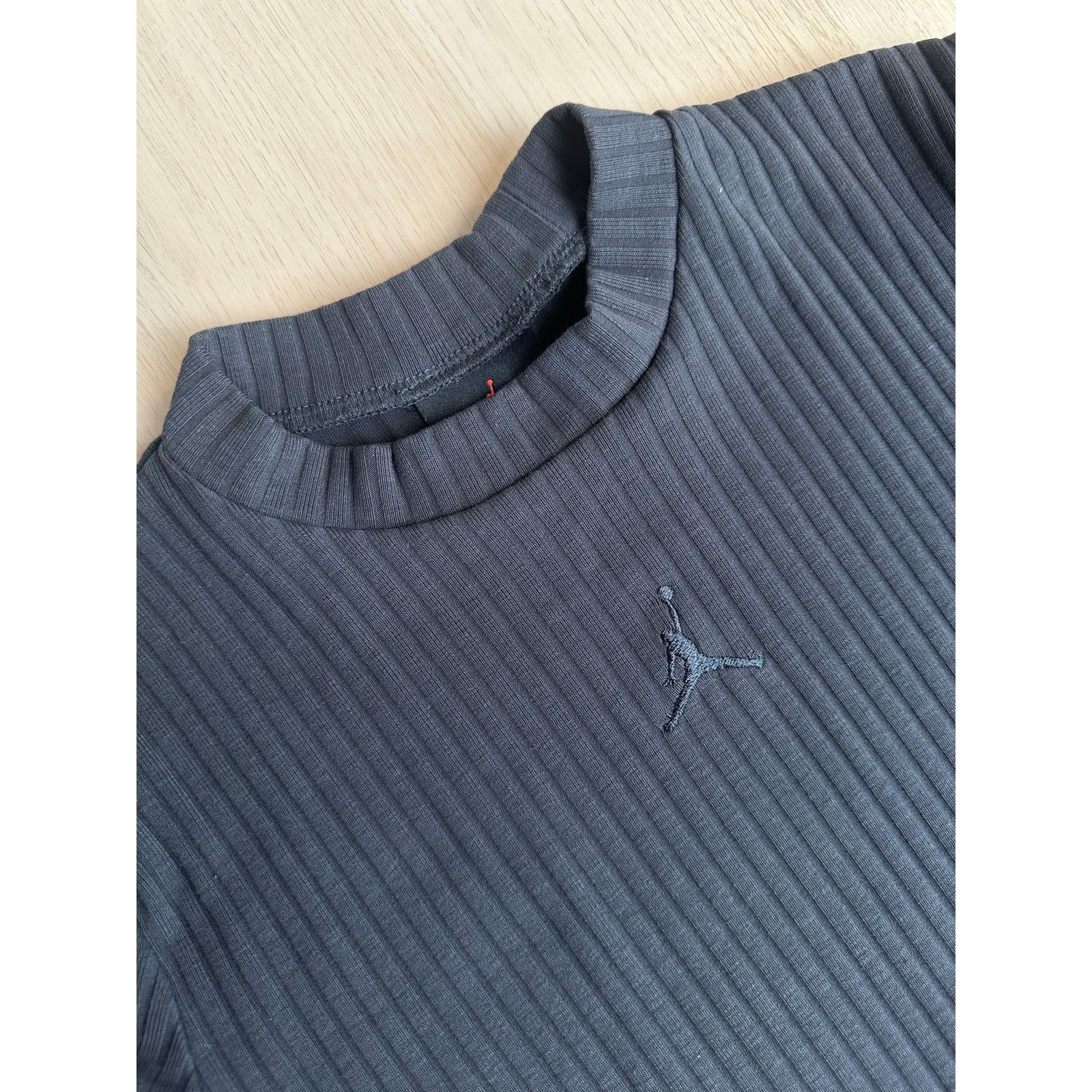 Jordan Brand Jordan Black Ribbed Crewneck - Size M - New Size M / US 6-8 / IT 42-44 - 2 Thumbnail