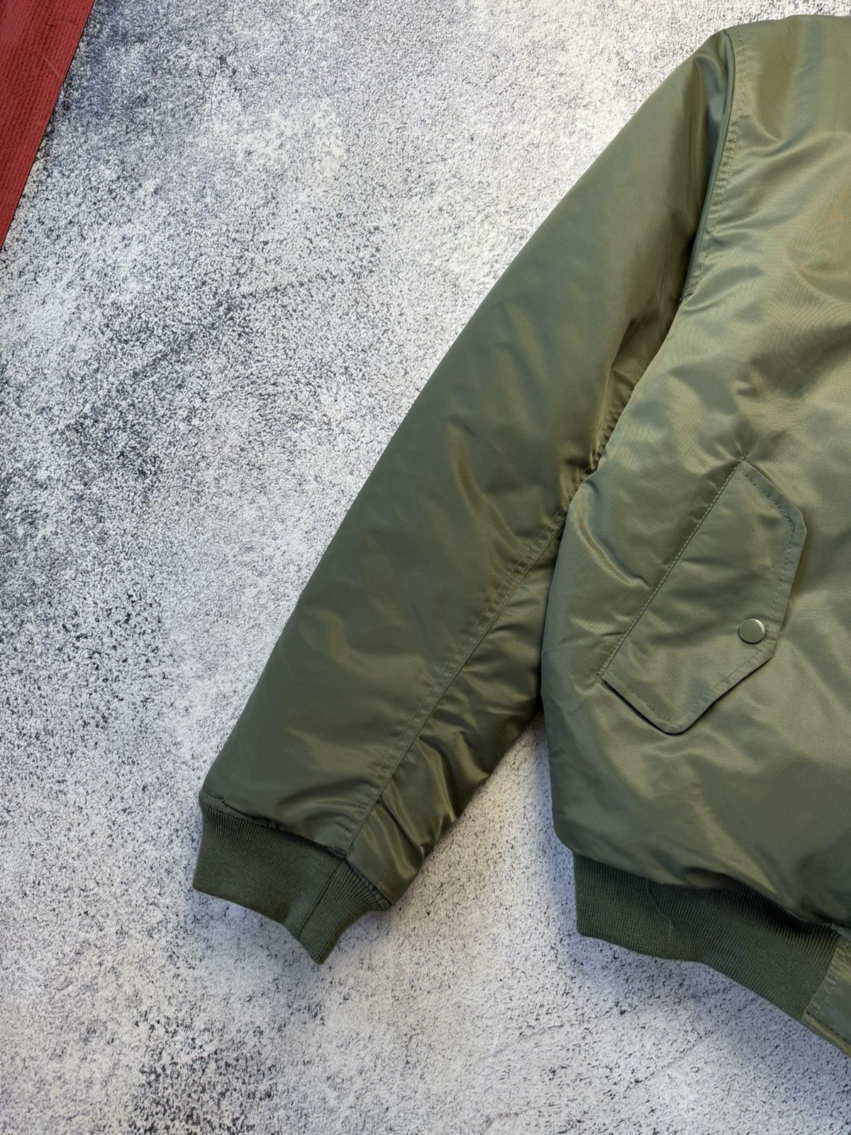Alpha Industries Vintage Green Reversible Bomber Jacket MA1 Made in USA Size US XL / EU 56 / 4 - 12 Thumbnail