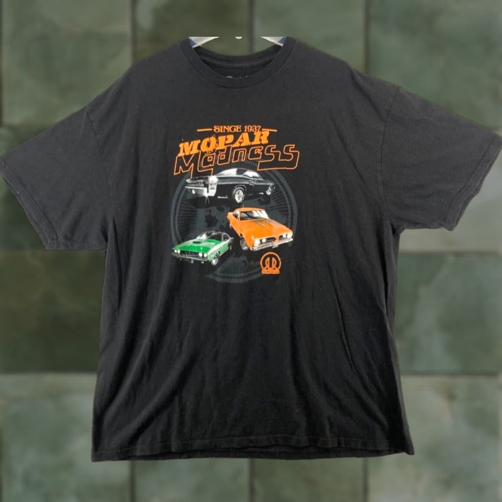 Vintage MOPAR Mens T-Shirt 2XL Black Cotton Jersey Short Sleeve Crew Neck Car Racing Size US XXL / EU 58 / 5 - 1 Thumbnail