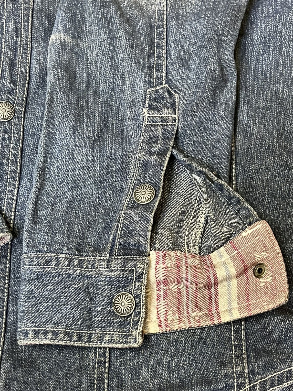 In The Attic SICK🔥IN THE ATTIC VIRGINIA BEACH BUTTON UP DENIM SHIRT Size US M / EU 48-50 / 2 - 9 Thumbnail