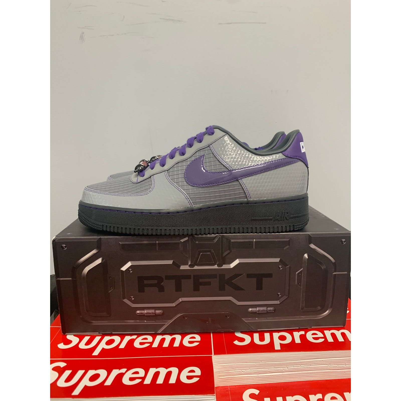 Nike Nike Air Force 1 Low RTFKT Clone X Robot Size 10 SHIPS NOW Size US 10 / EU 43 - 4 Thumbnail
