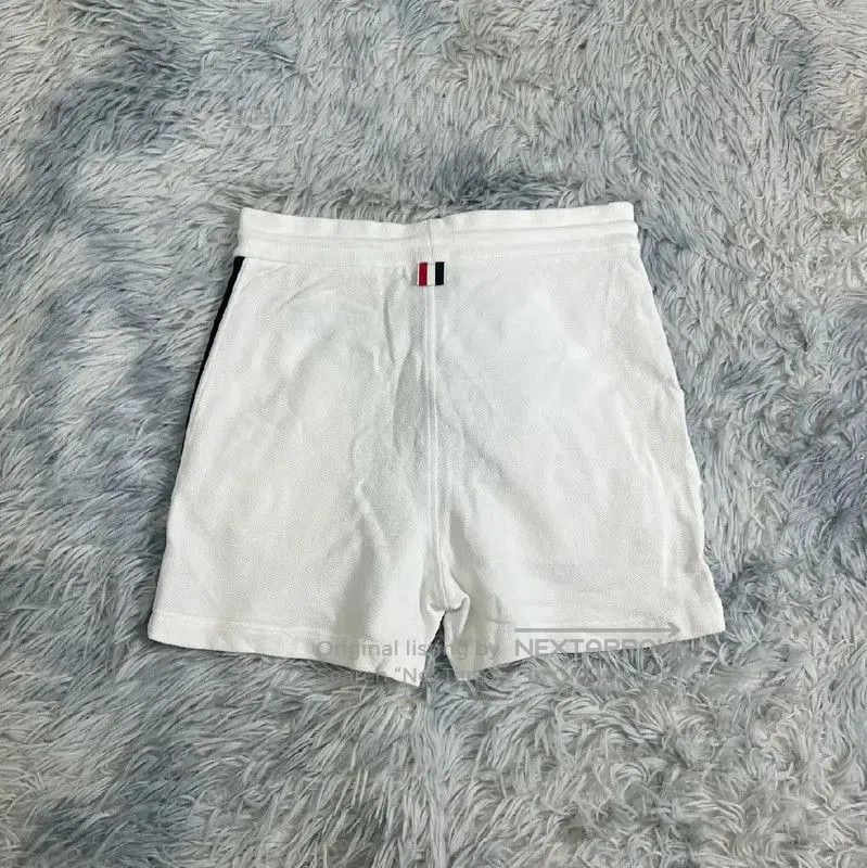 Thom Browne Thom Browne White Cotton Men's Shorts . Size US 27 - 2 Thumbnail