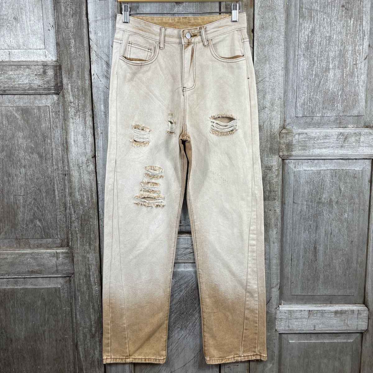 Designer × Japanese Brand × Vintage Vintage japanese Brand Distressed Jeans Nice Design Size 28" / US 6 / IT 42 - 1 Thumbnail