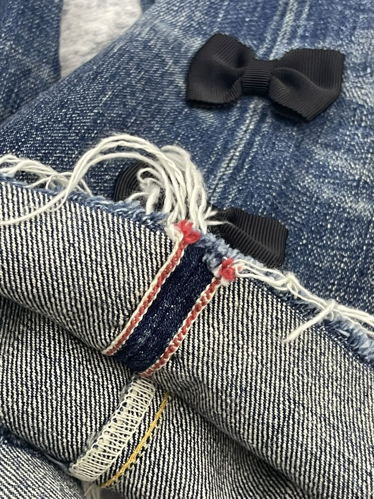 Japanese Brand Tu Es Mon Trésor Selvedge Fly Button Distressed Denim Size US 28 / EU 44 - 19 Thumbnail