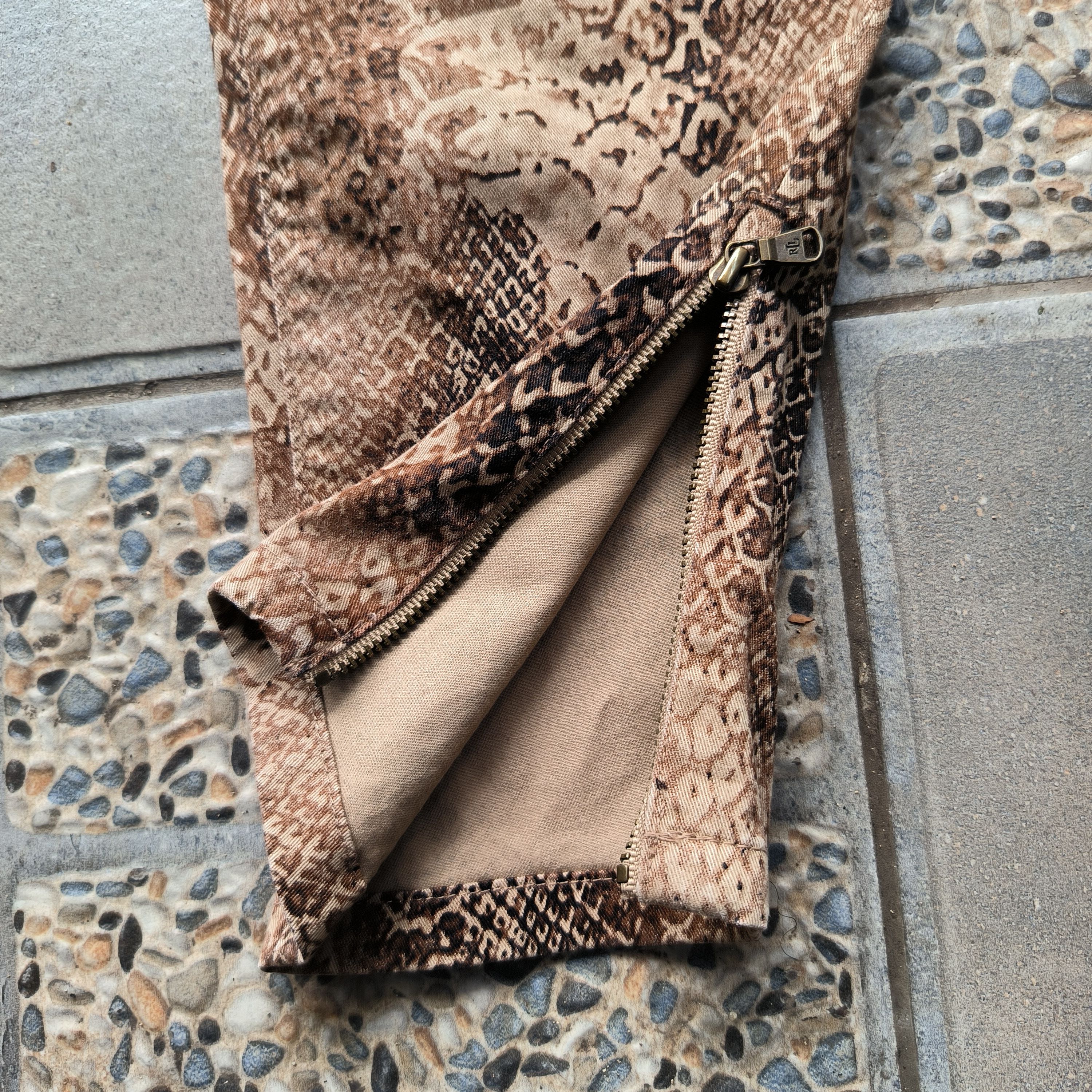 Lauren Ralph Lauren Y2K Lauren Ralph Lauren Snake Skin Trousers Size 28" / US 6 / IT 42 - 3 Thumbnail