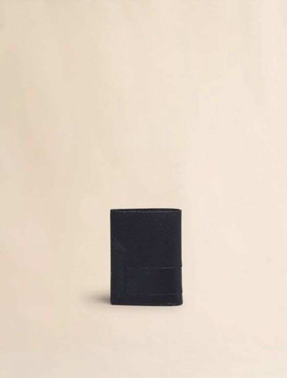 Marni o1w1db10326 Size: OS/Logo-Print Leather Wallet in Black Size ONE SIZE - 2 Thumbnail