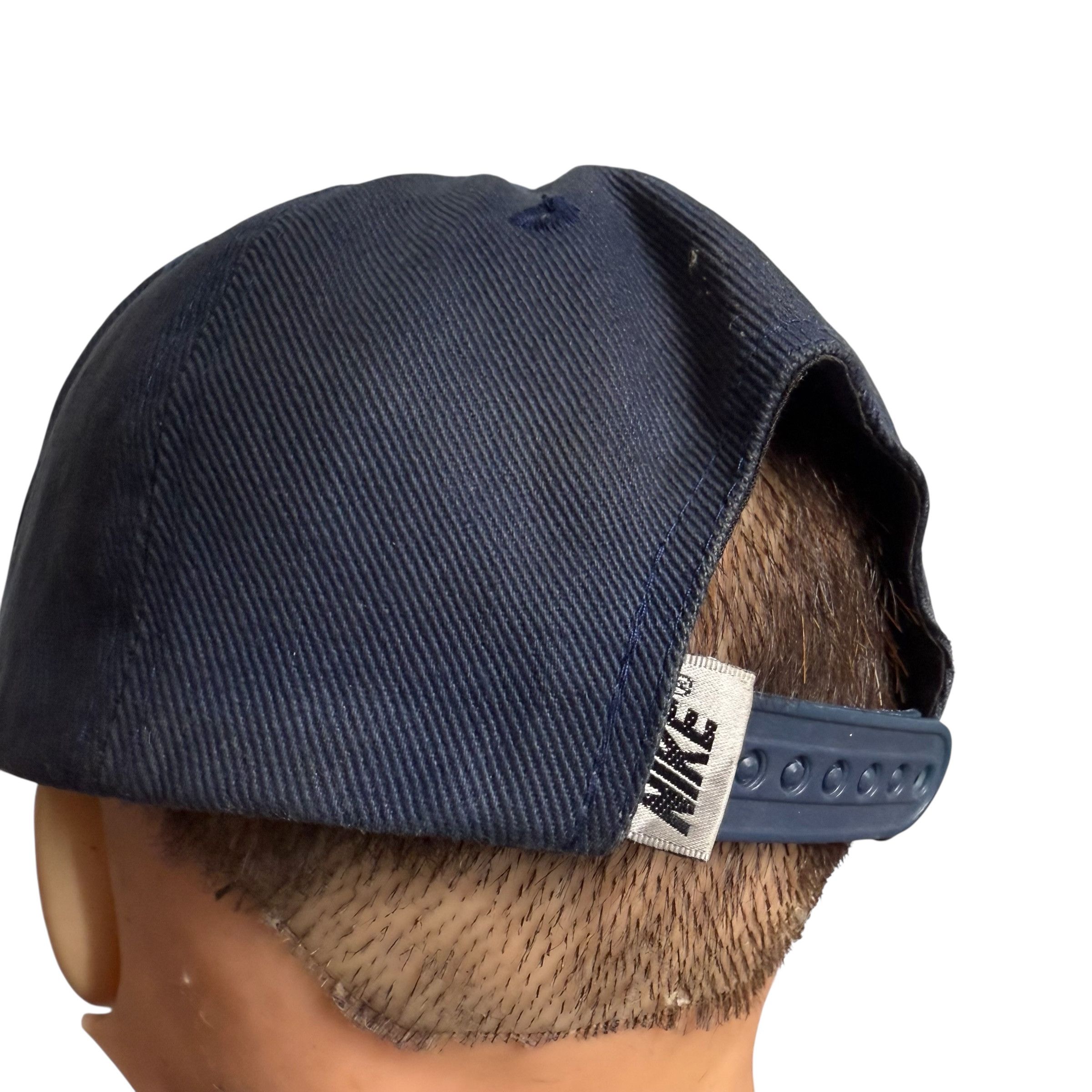 Nike 🔥RARE🔥Vintage Nike Swoosh Strapback Cap Size ONE SIZE - 6 Thumbnail