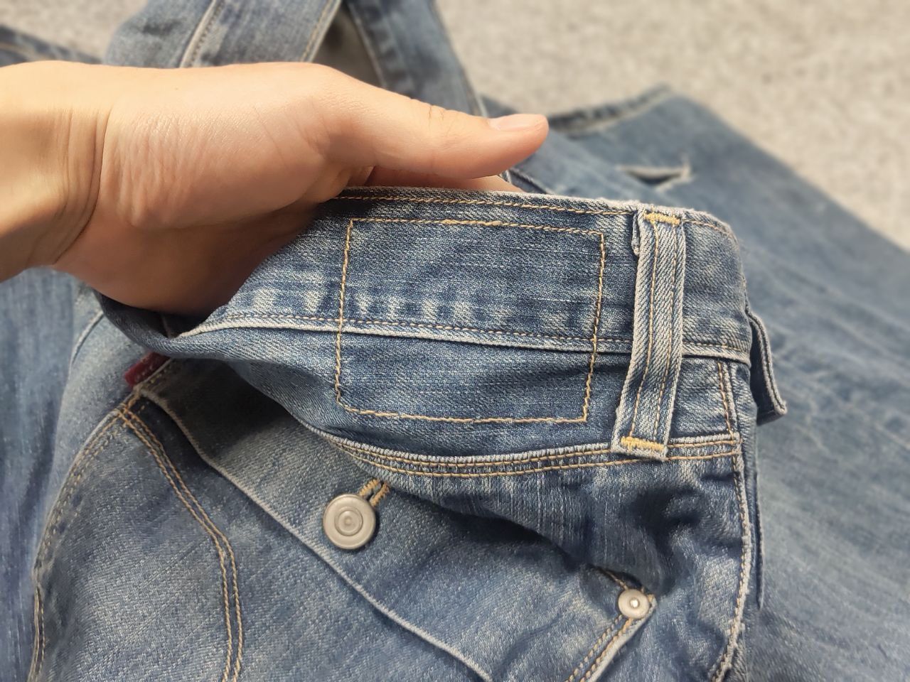 Levi's Rare Vintage 90s Levis Engineered Denim Jeans Twisted Faded Size US 32 / EU 48 - 15 Thumbnail