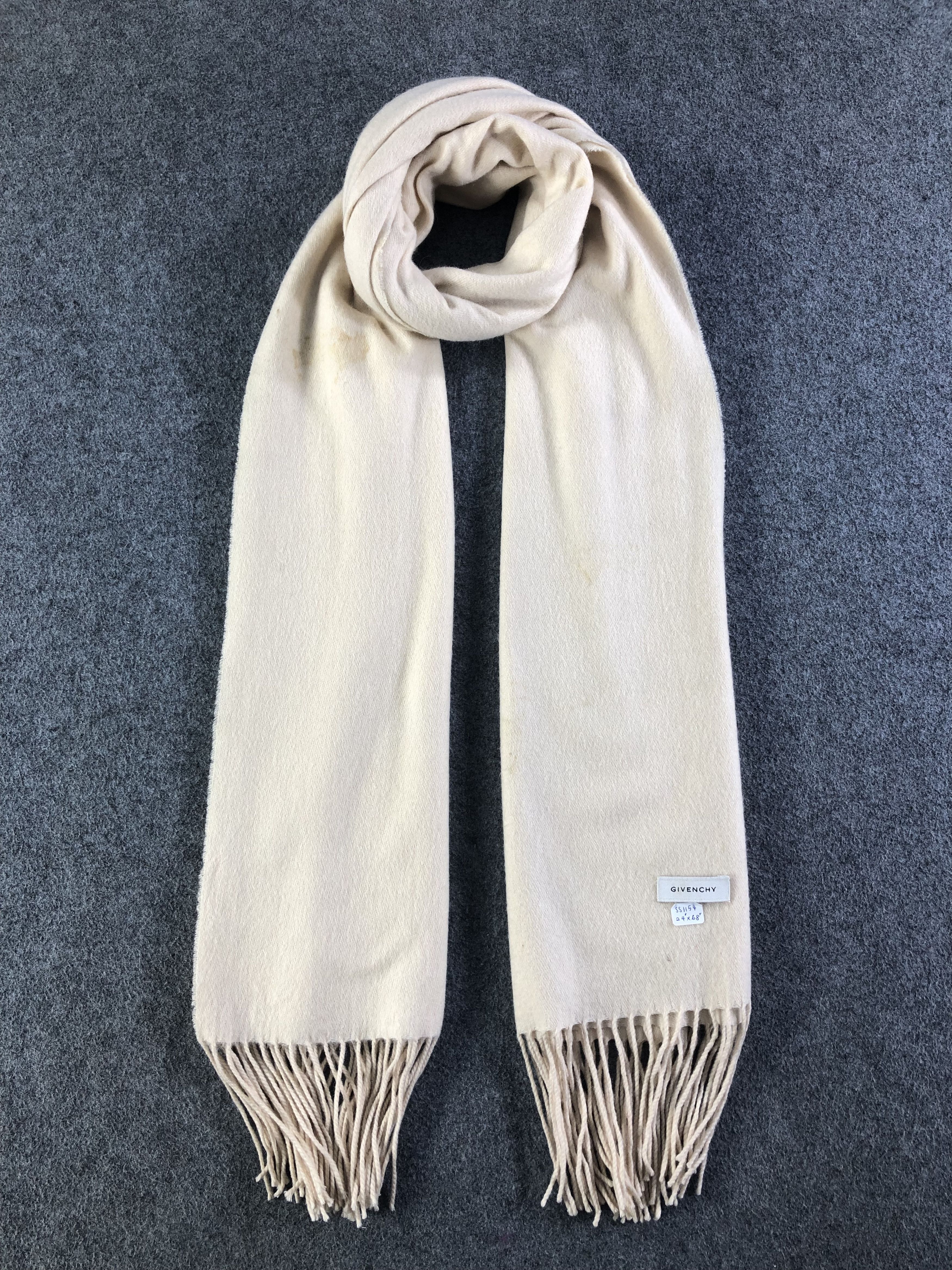 Givenchy Givenchy Oversized Scarf / Muffler / Neckwear Size ONE SIZE - 1 Thumbnail