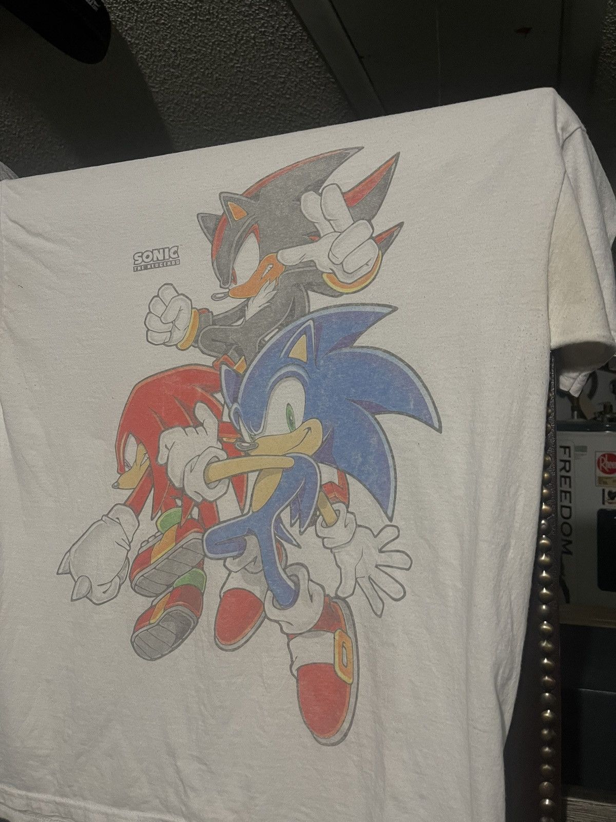 Vintage VINTAGE SONIC THE HEDGEHOG GRAPHIC TEE Size US L / EU 52-54 / 3 - 5 Thumbnail