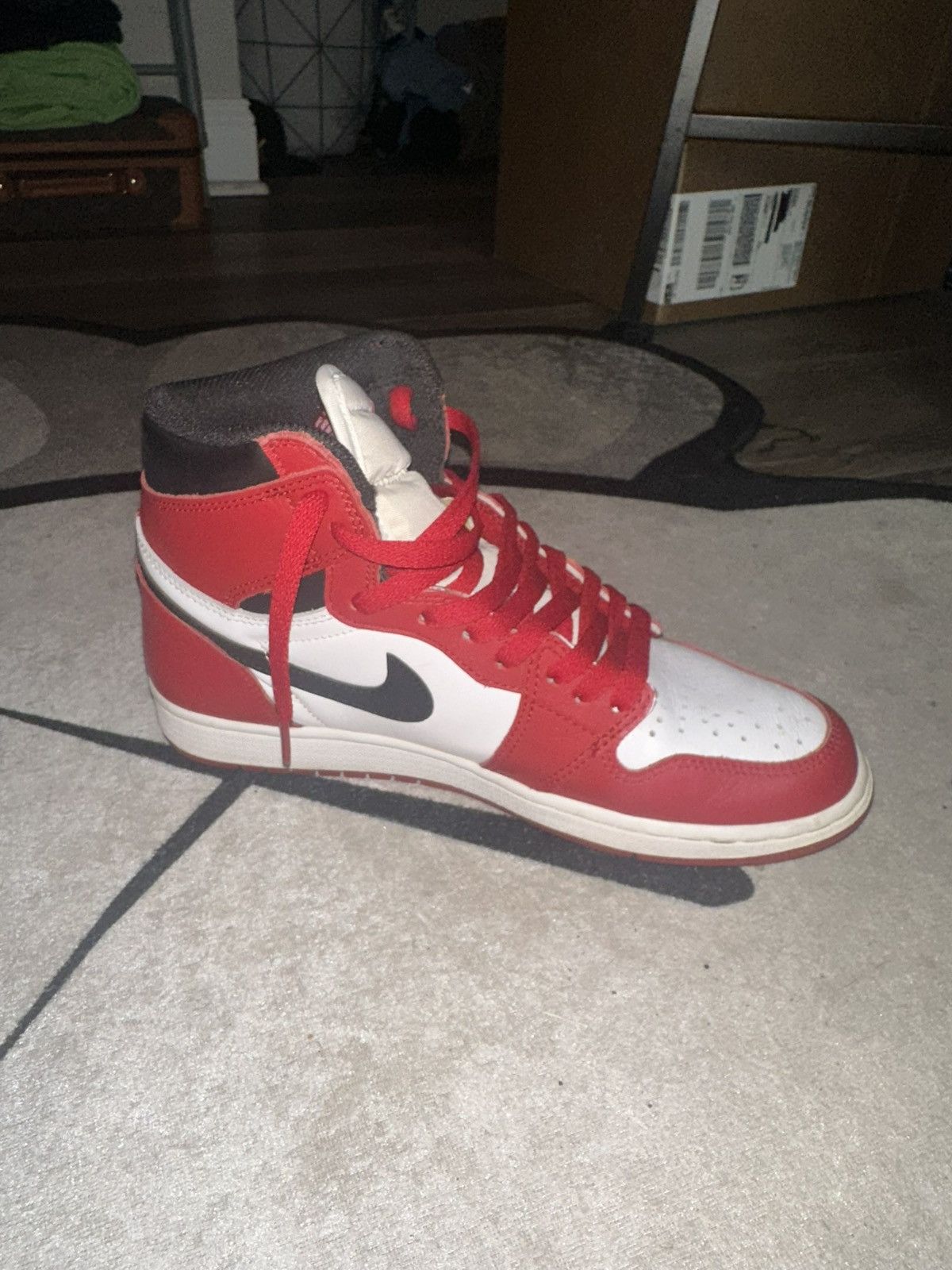 Jordan Brand Jordan 1 Retro Chicago 2015 Size US 8.5 / EU 41-42 - 6 Thumbnail