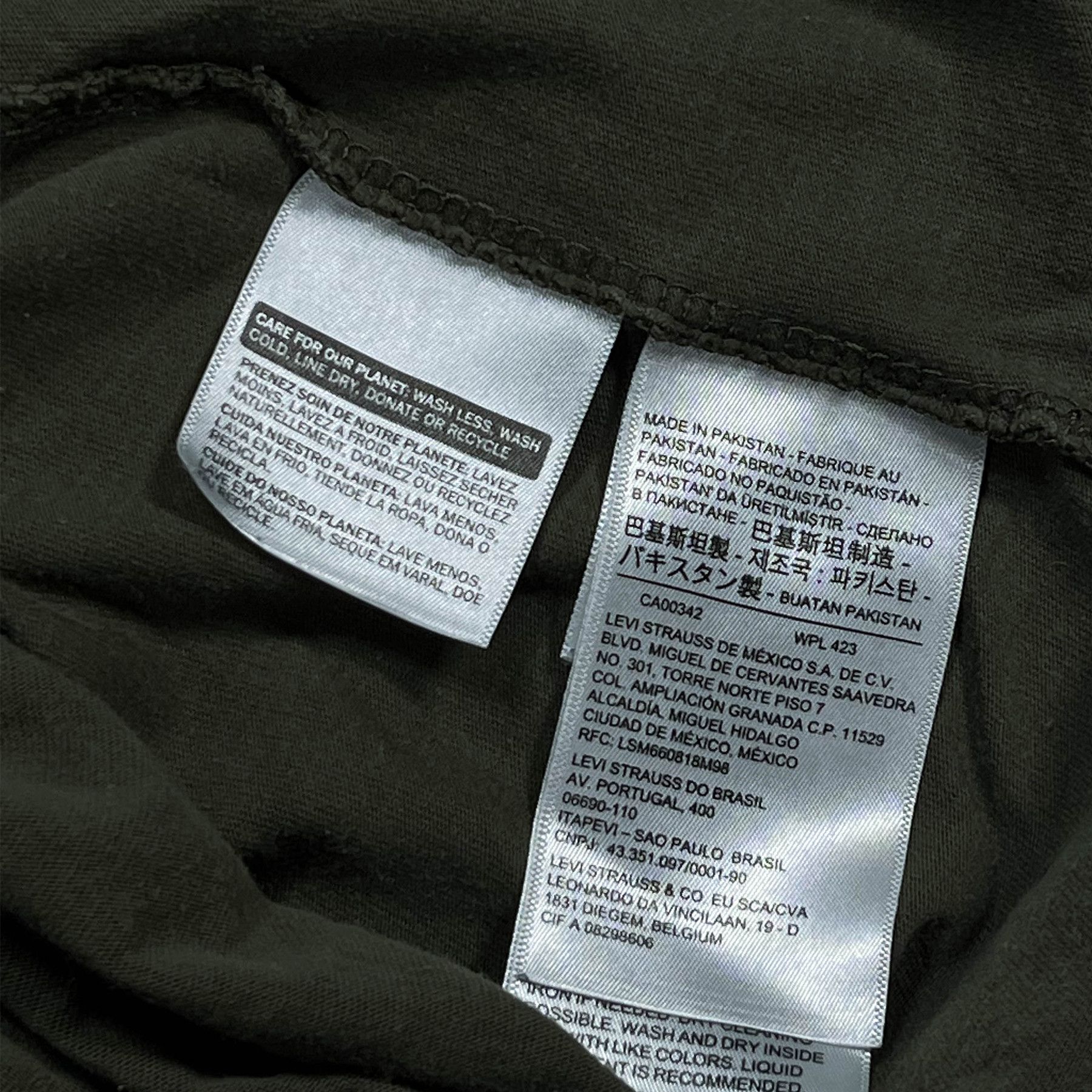 Levi's Levis Tee • XL size Size US XL / EU 56 / 4 - 5 Thumbnail