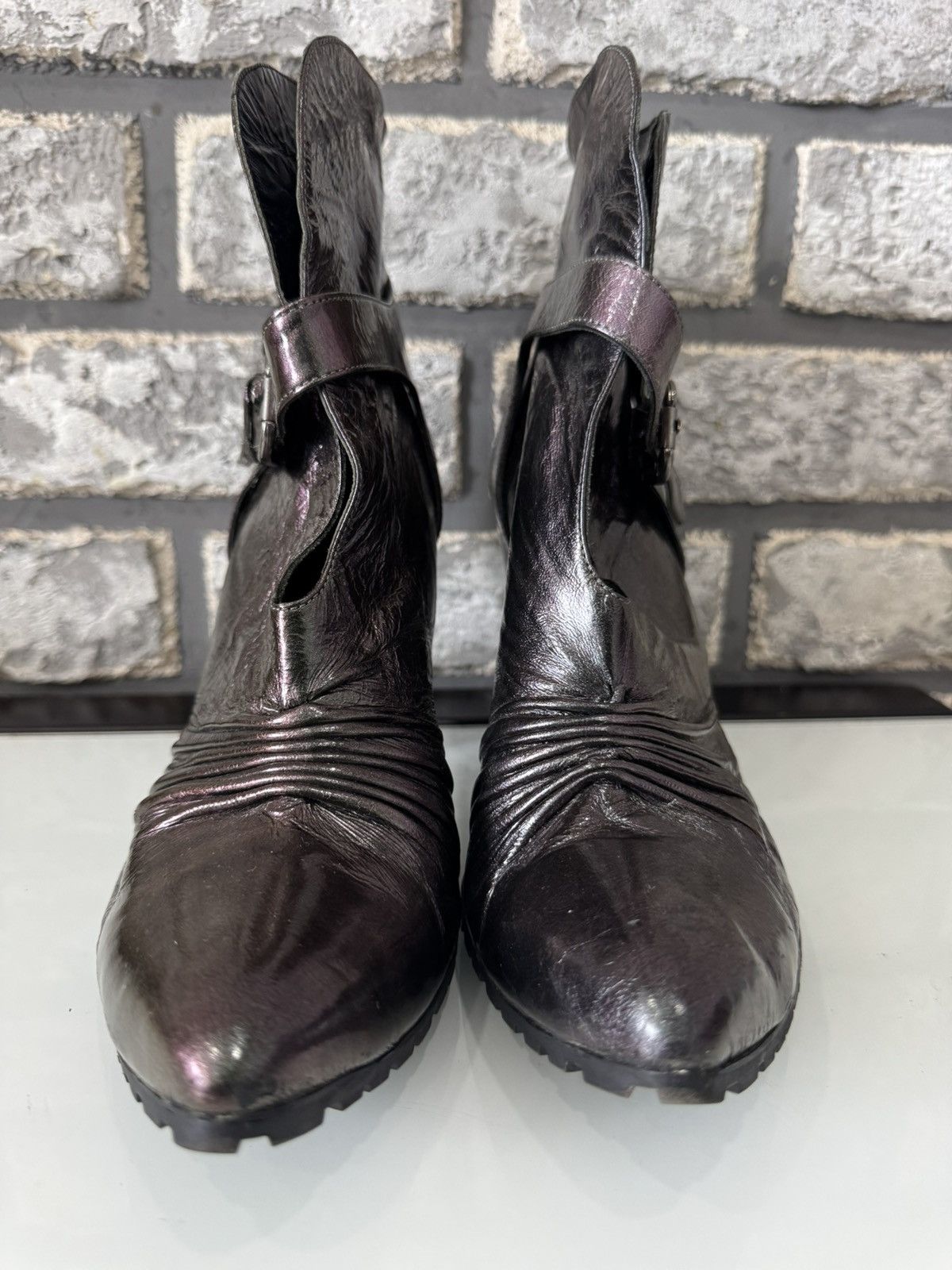 Manolo Blahnik Leather Shoes Chameleon Size 39 Manolo Blahnik Size US 8 / IT 38 - 9 Thumbnail