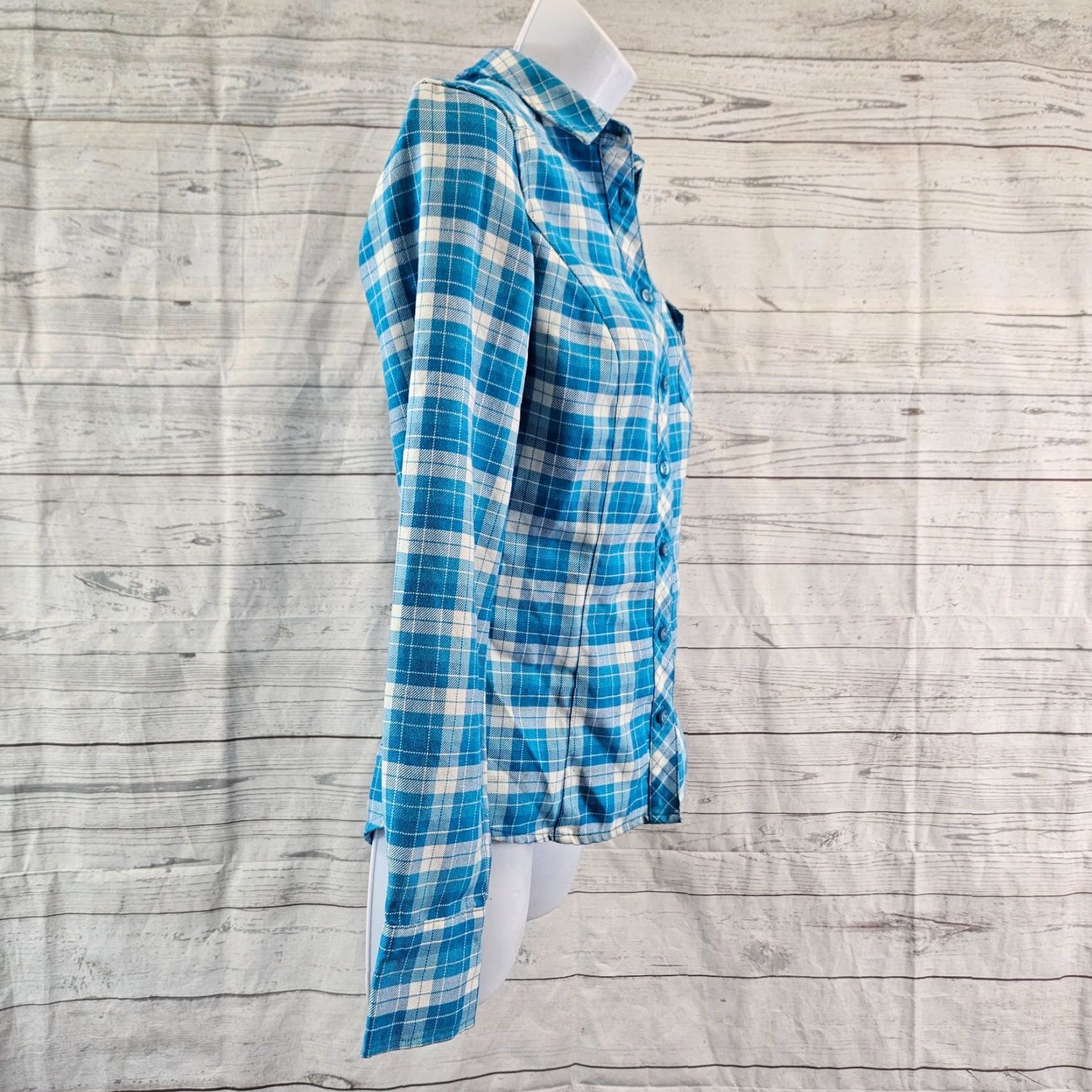 Mammut Mammut Womens Button Up Shirt XS Blue White Plaid Long Sleeve Shirt Womens XS Blue White Plaid Long Sleeve Size XS / US 0-2 / IT 36-38 - 3 Thumbnail