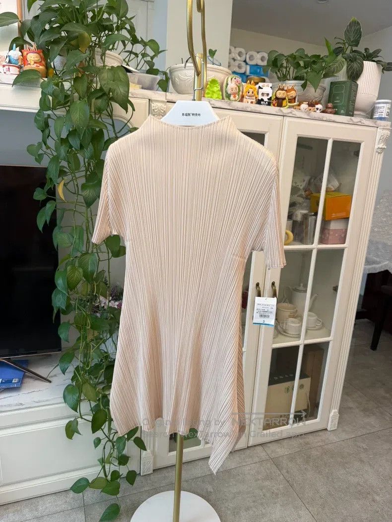 Issey Miyake Issey Miyake Beige Long Top Size L / US 10 / IT 46 - 2 Thumbnail