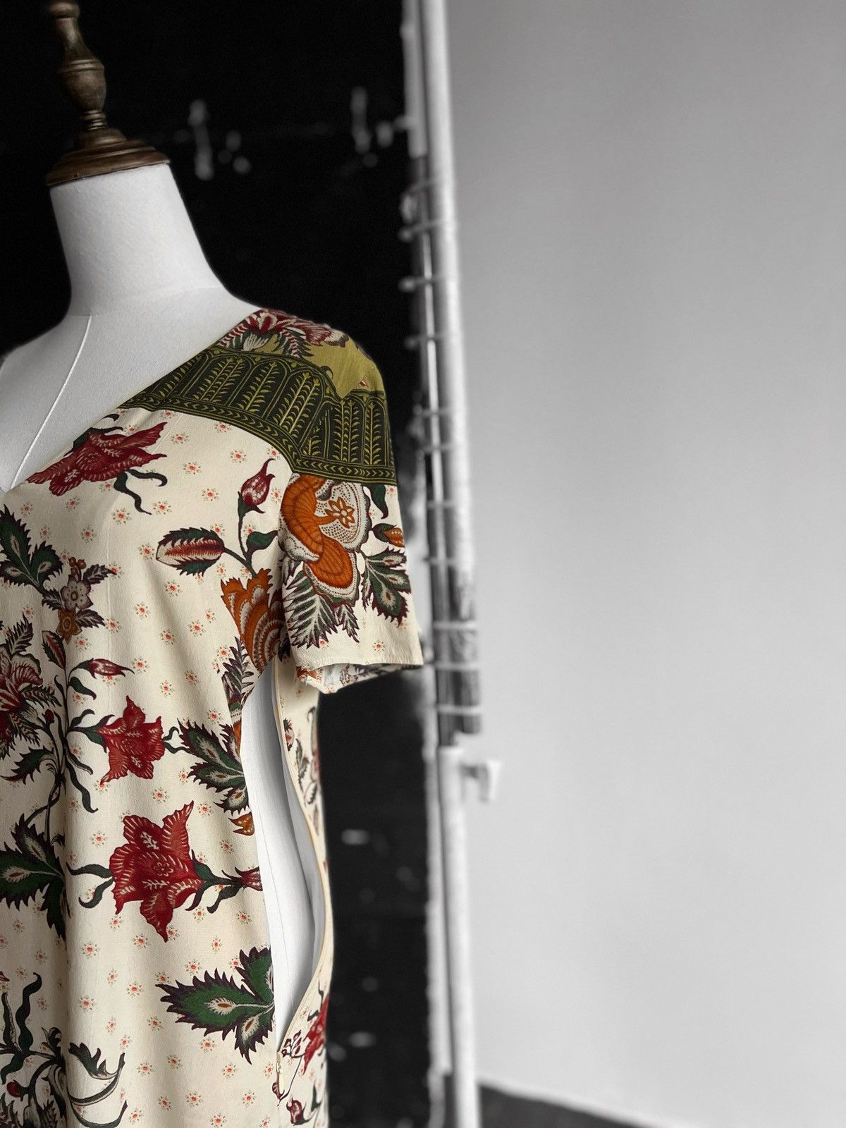 Designer × Desigual Desigual Womens Floral Printed V-Neck Tunic Dress Size S / US 4 / IT 40 - 8 Thumbnail