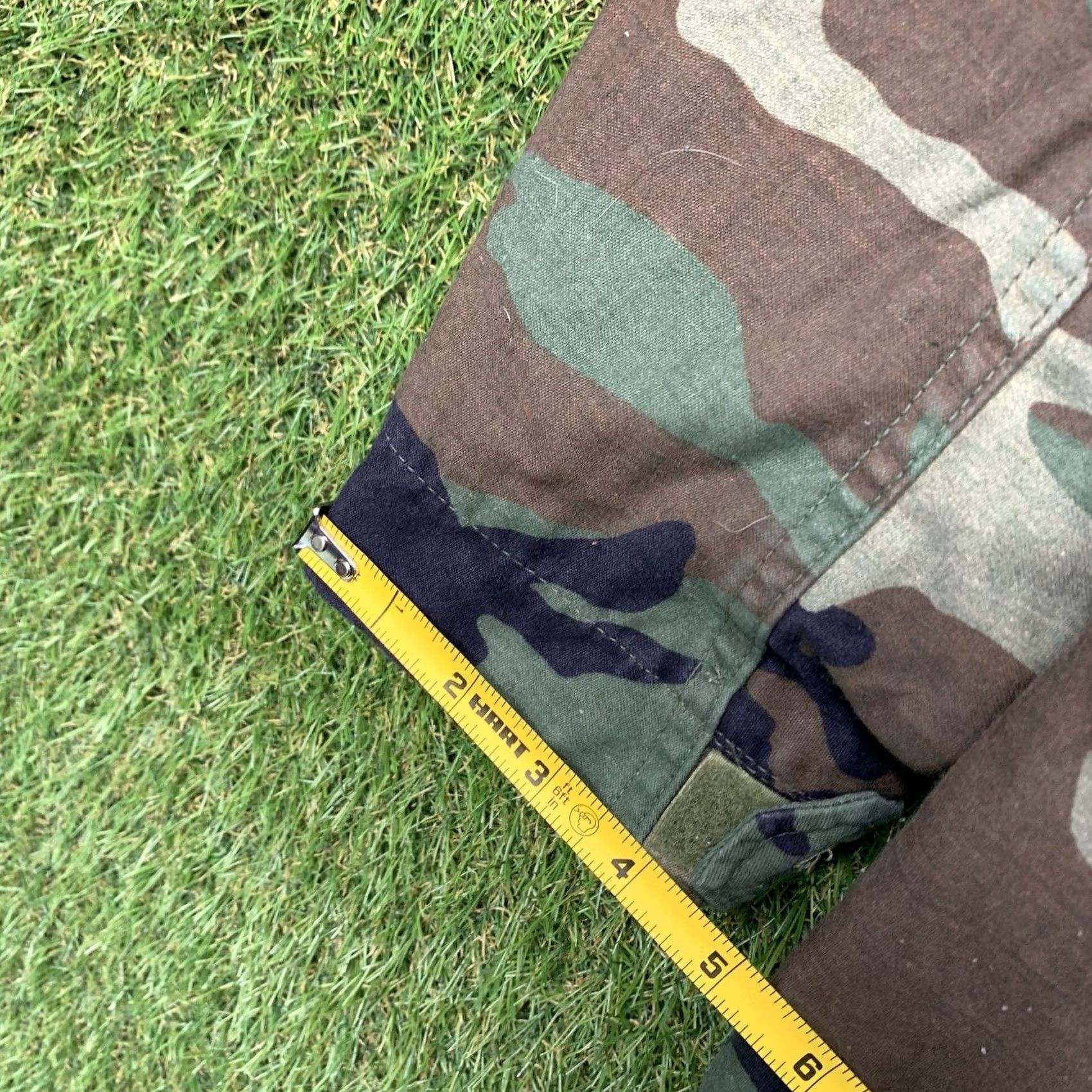 Vintage VINTAGE US Army Jacket Mens Small Reg M65 Woodland Camo Field Coat Cold Weather Liner Size US S / EU 44-46 / 1 - 5 Thumbnail