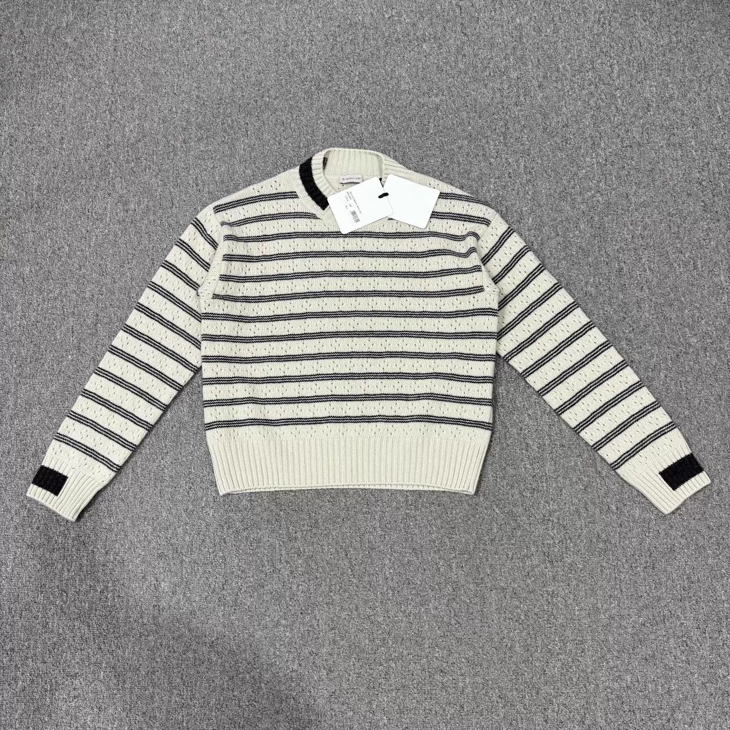 Moncler Moncler striped wool knit sweater unused L Size US L / EU 52-54 / 3 - 1 Thumbnail