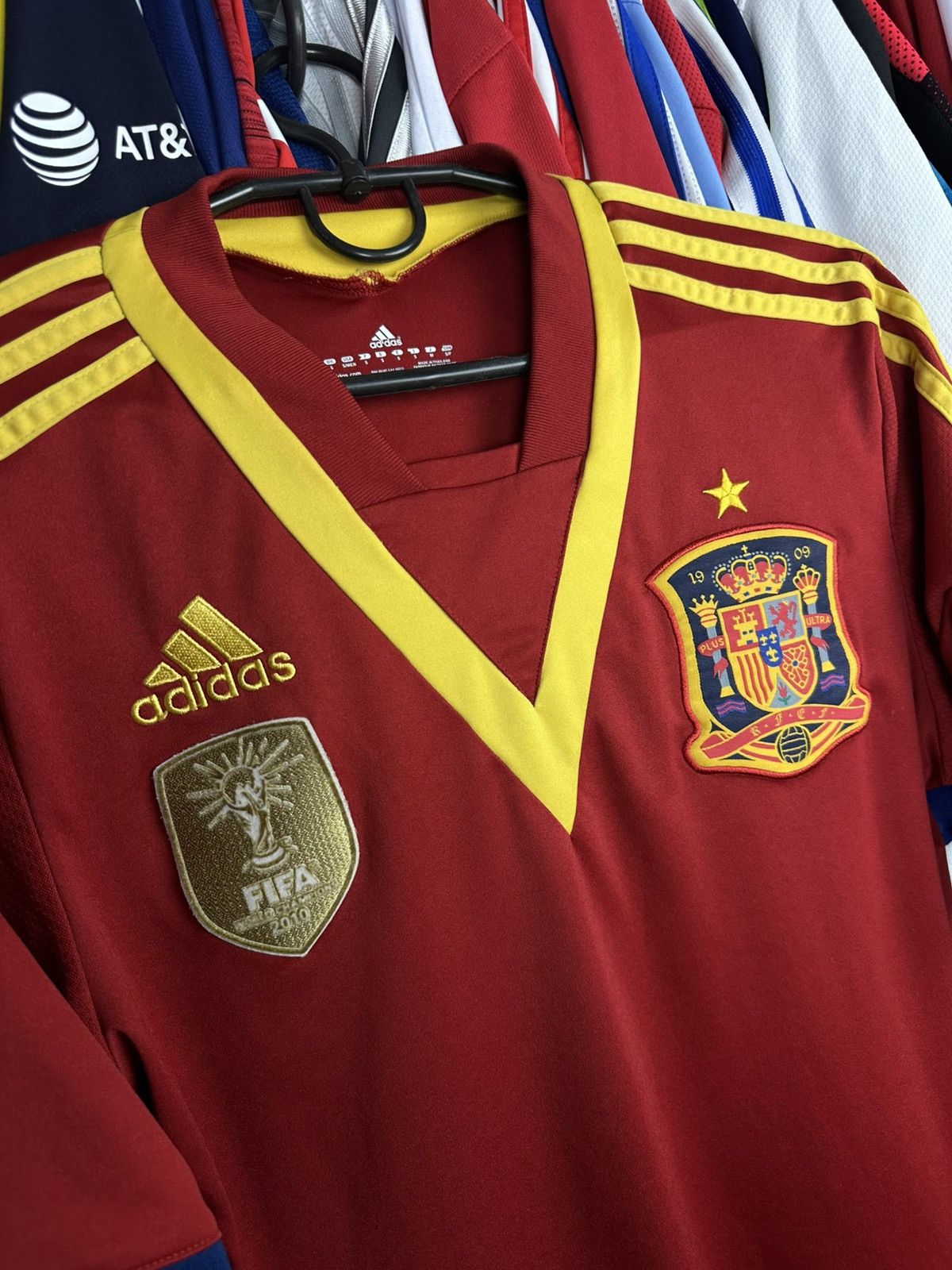 Adidas SPAIN 2013 2014 HOME FOOTBALL SHIRT SOCCER JERSEY ADIDAS Size US S / EU 44-46 / 1 - 2 Thumbnail