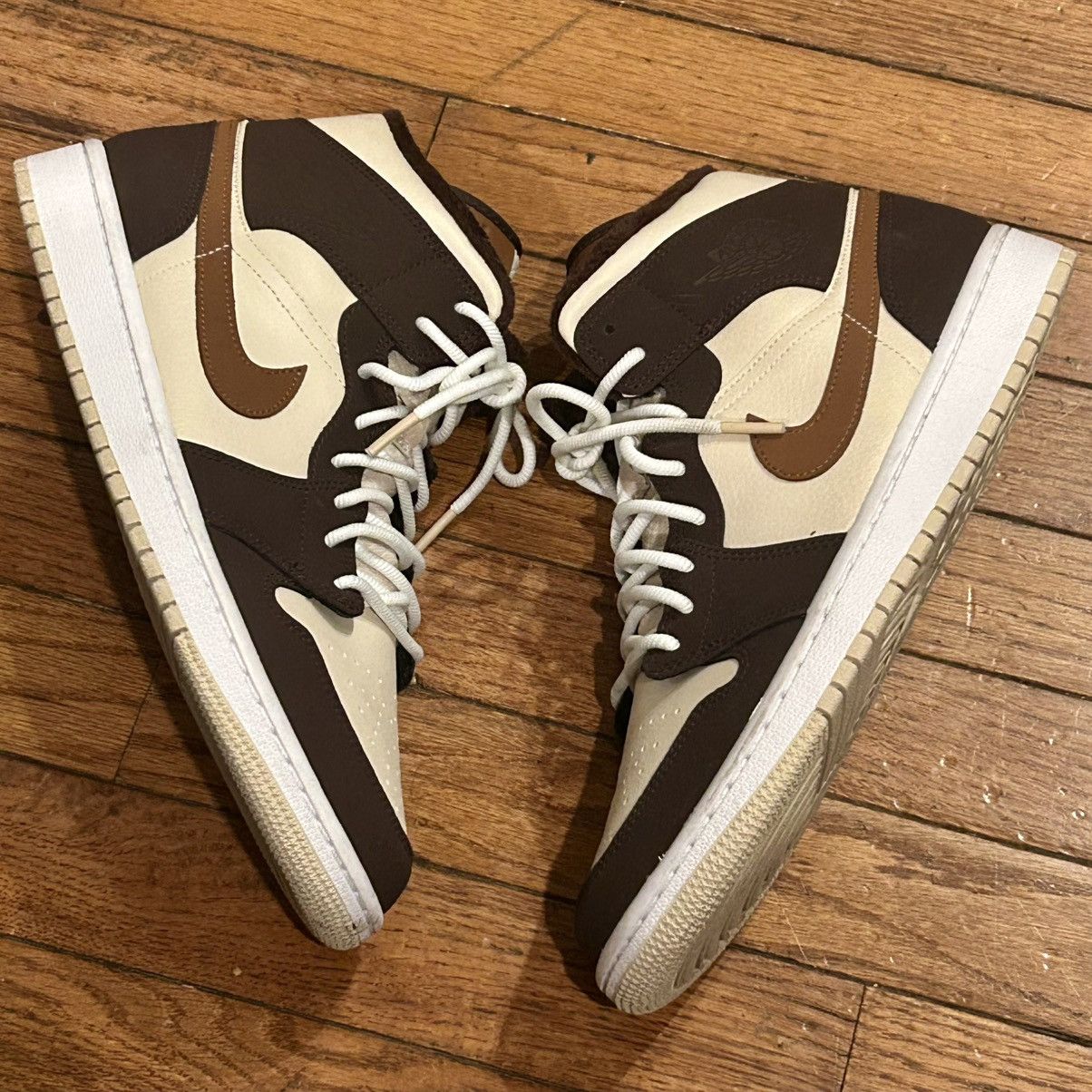 Nike Air Jordan 1 Mid SE Sneakers Size US 11.5 / EU 44-45 - 1 Thumbnail
