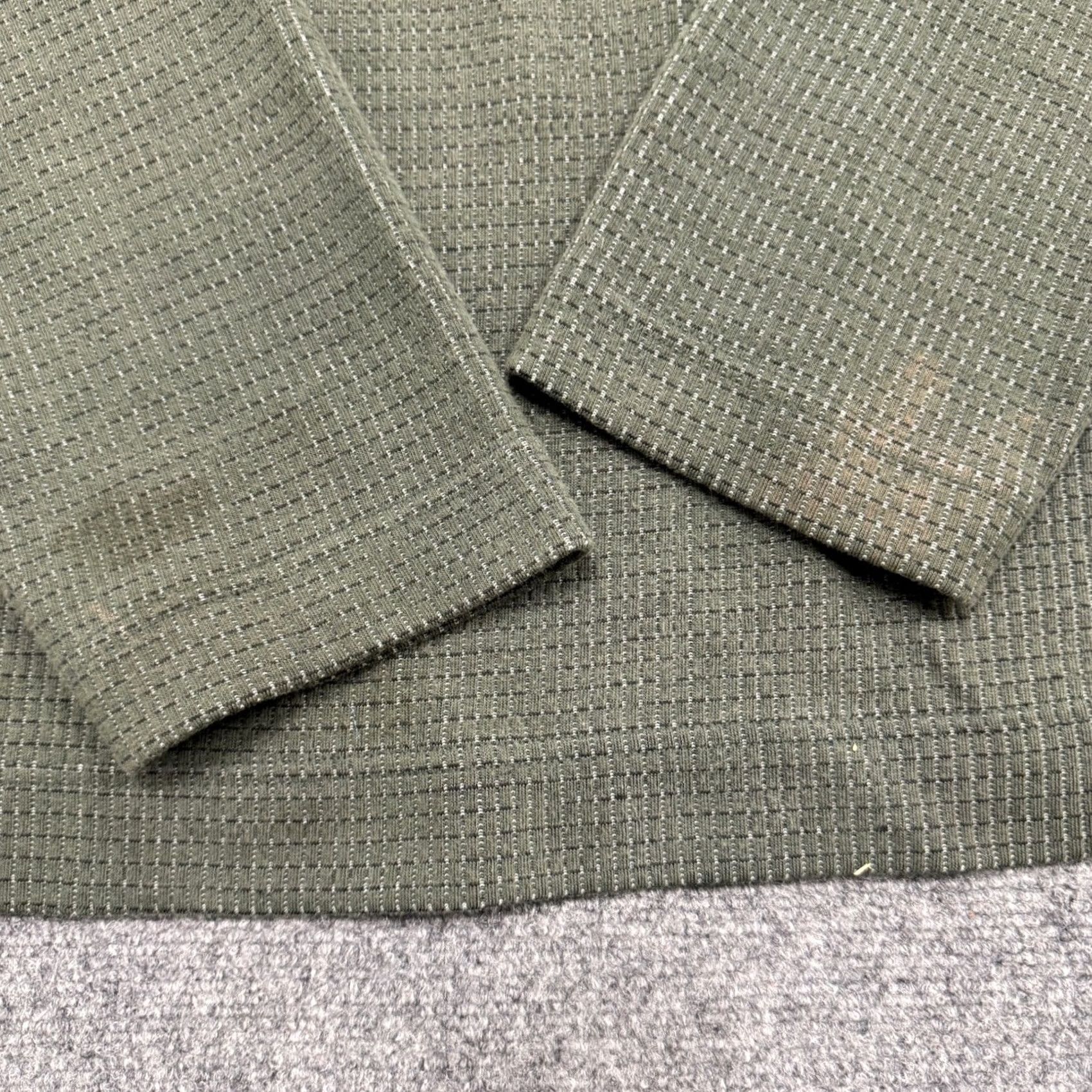Tommy Hilfiger Tommy Jeans Long Sleeve Shirt Men's 2XL Green Cotton Blend Distressed Y2K Pullover Stained 2X Big & Tall Mens Size US XXL / EU 58 / 5 - 7 Thumbnail
