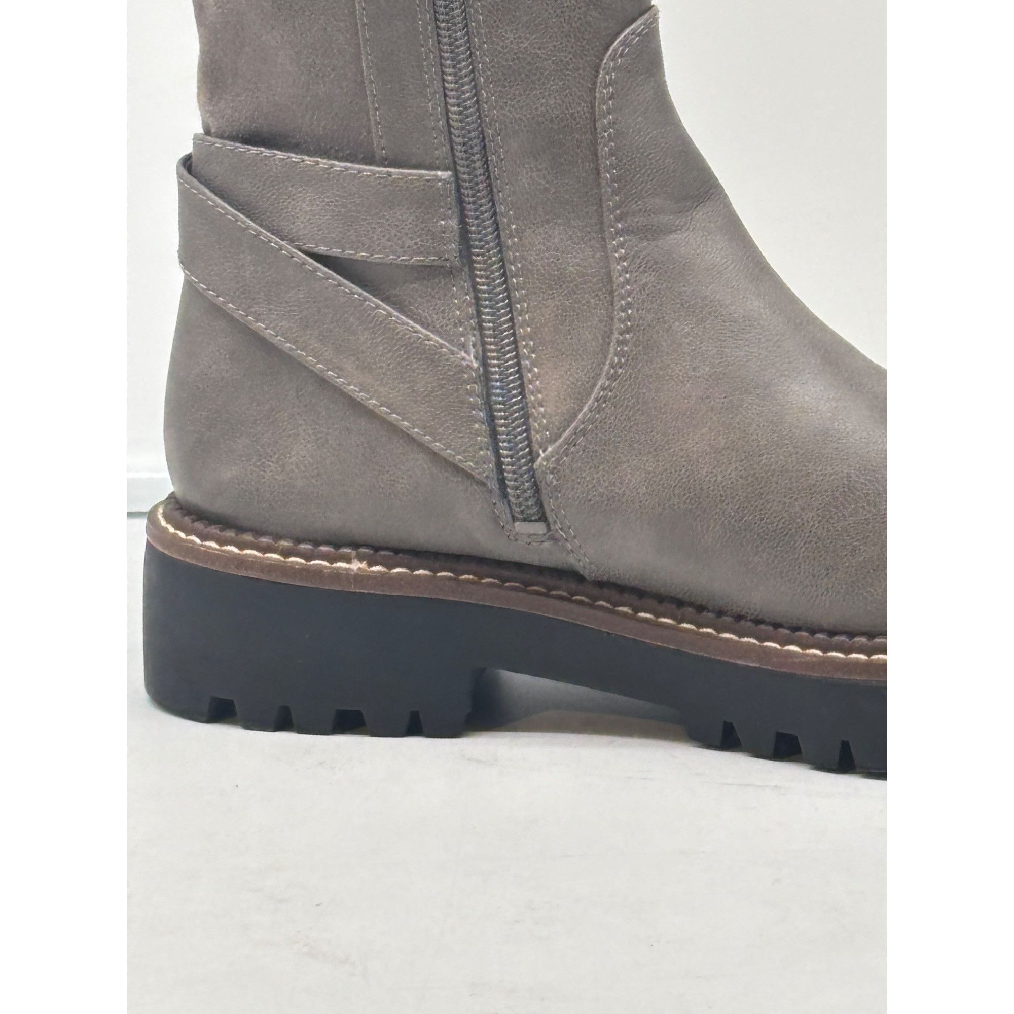 Other Nordstrom Rack Mara Toll Lug Sole Boot, Granite Gray, Size Size US 6 / IT 36 - 6 Thumbnail