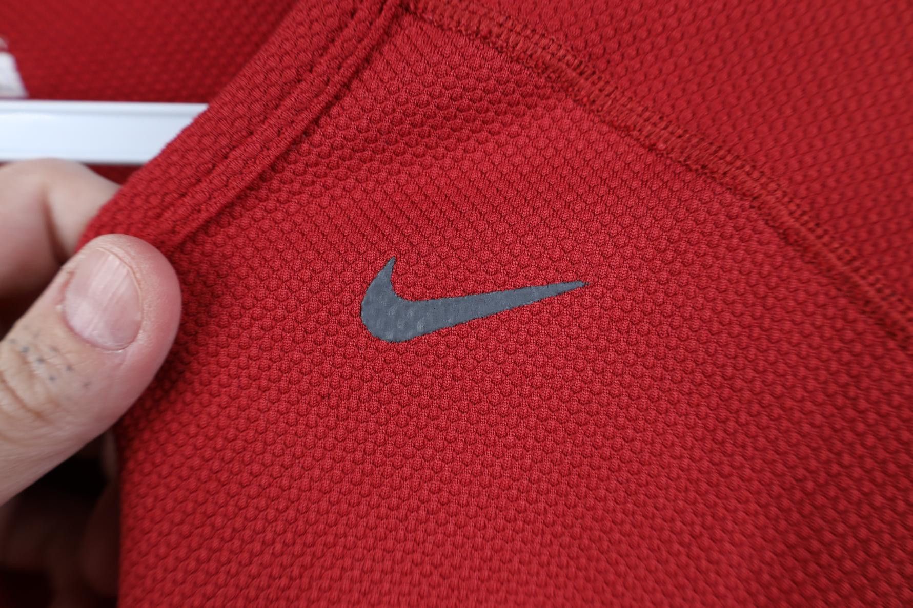 Nike Vintage Y2K Nike Swoosh Thermal Knit Short Sleeve T-Shirt Size US XL / EU 56 / 4 - 4 Thumbnail