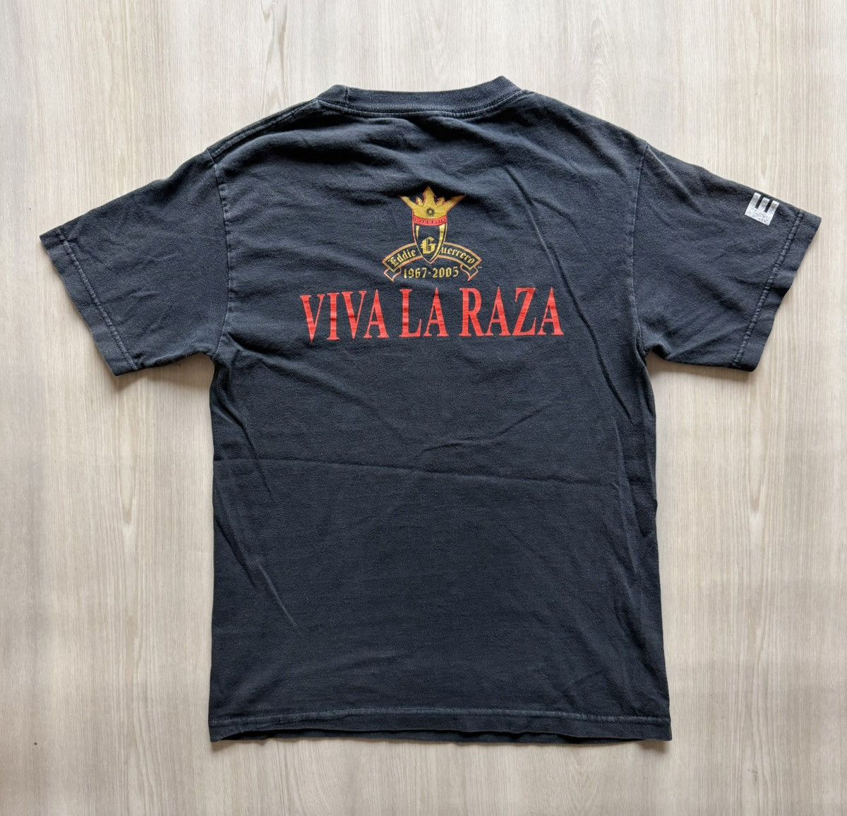 Vintage Vintage Official Licensed 2005 Eddie Guerrero Memorial Tee S Size US S / EU 44-46 / 1 - 4 Thumbnail