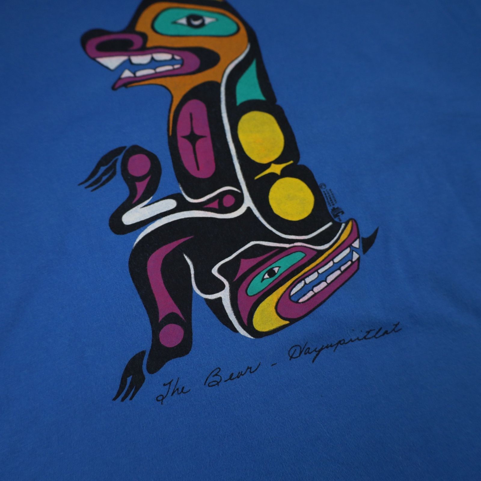 Vintage Vintage 90s Native Artwork "The Bear" Graphic T Shirt Size US L / EU 52-54 / 3 - 5 Thumbnail