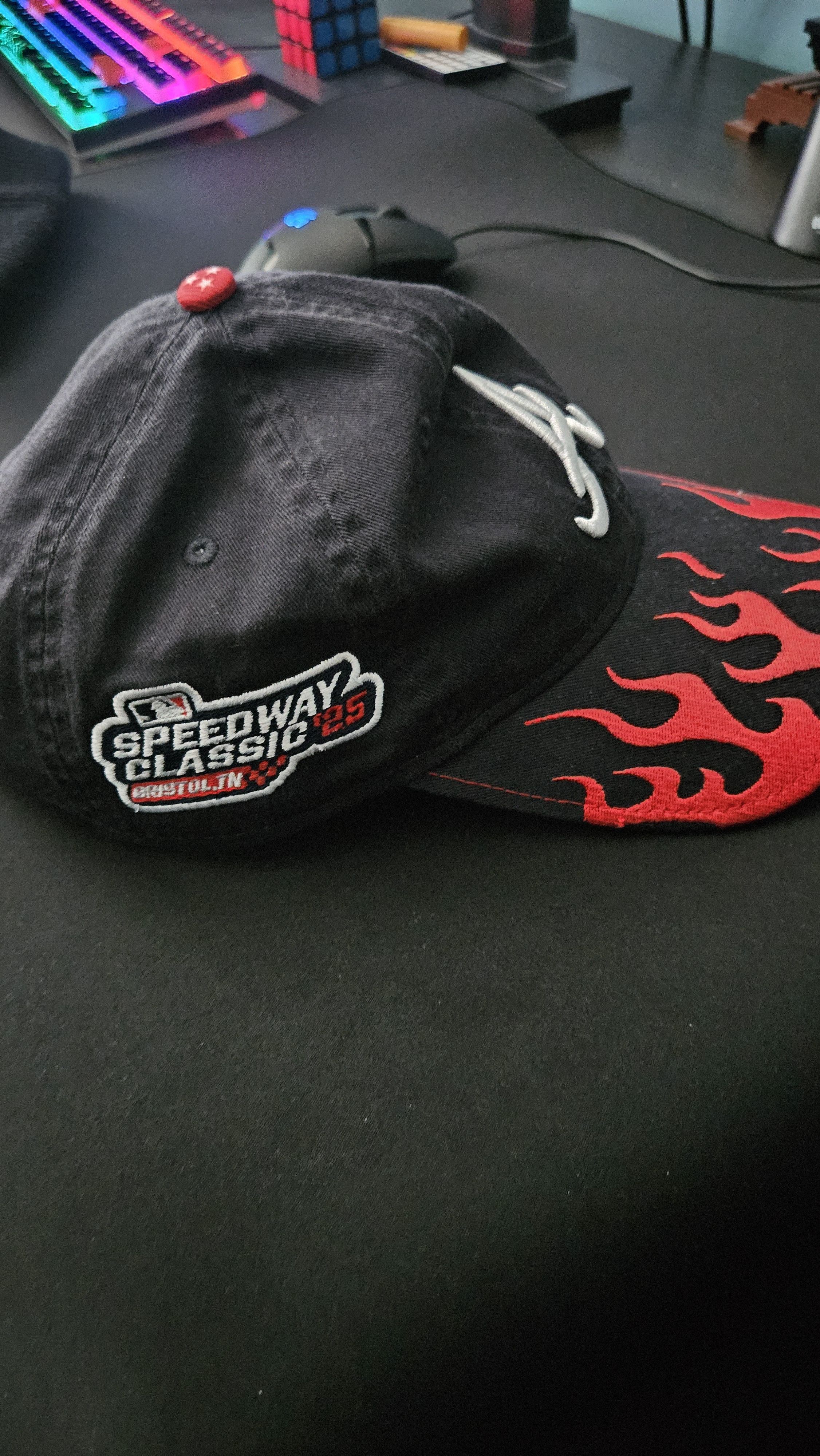 New Era 9twenty New Era Atlanta Braves Speedway hat Size ONE SIZE - 2 Thumbnail