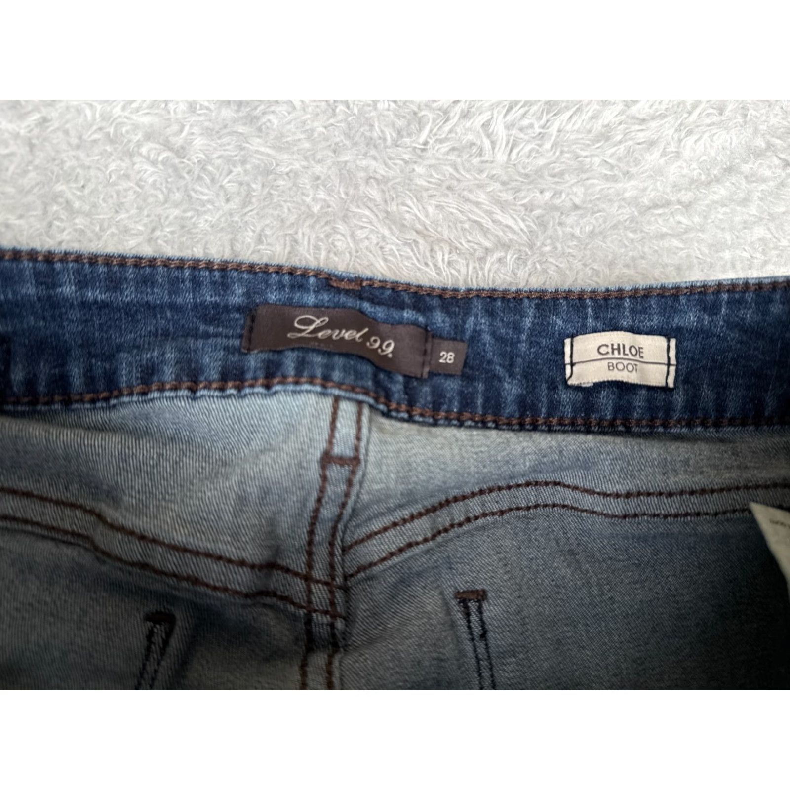 Anthropologie VINTAGE Level 99 Jeans Womens 28 Blue Denim Bootcut Mid 28x33 Jeans Boots Cut Size 28" / US 6 / IT 42 - 6 Thumbnail