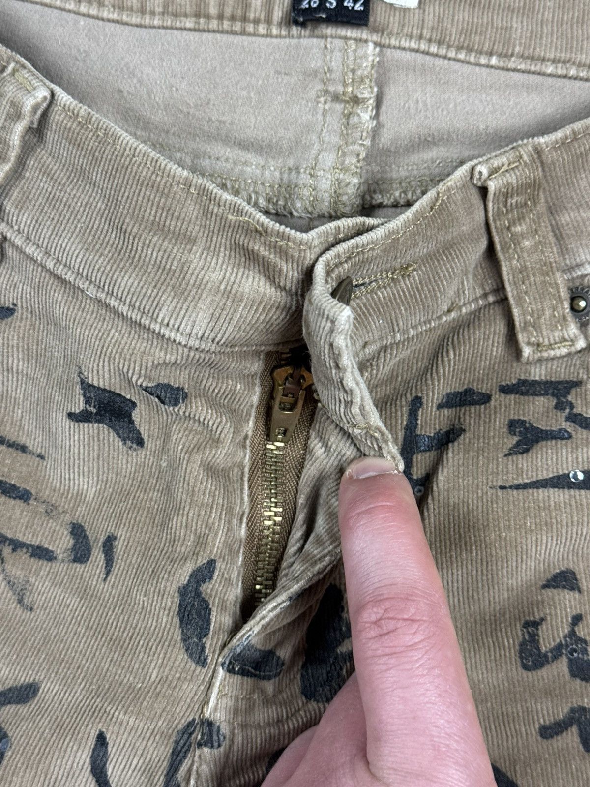 Vintage Vintage corduroy flared pants Size 28" / US 6 / IT 42 - 6 Thumbnail