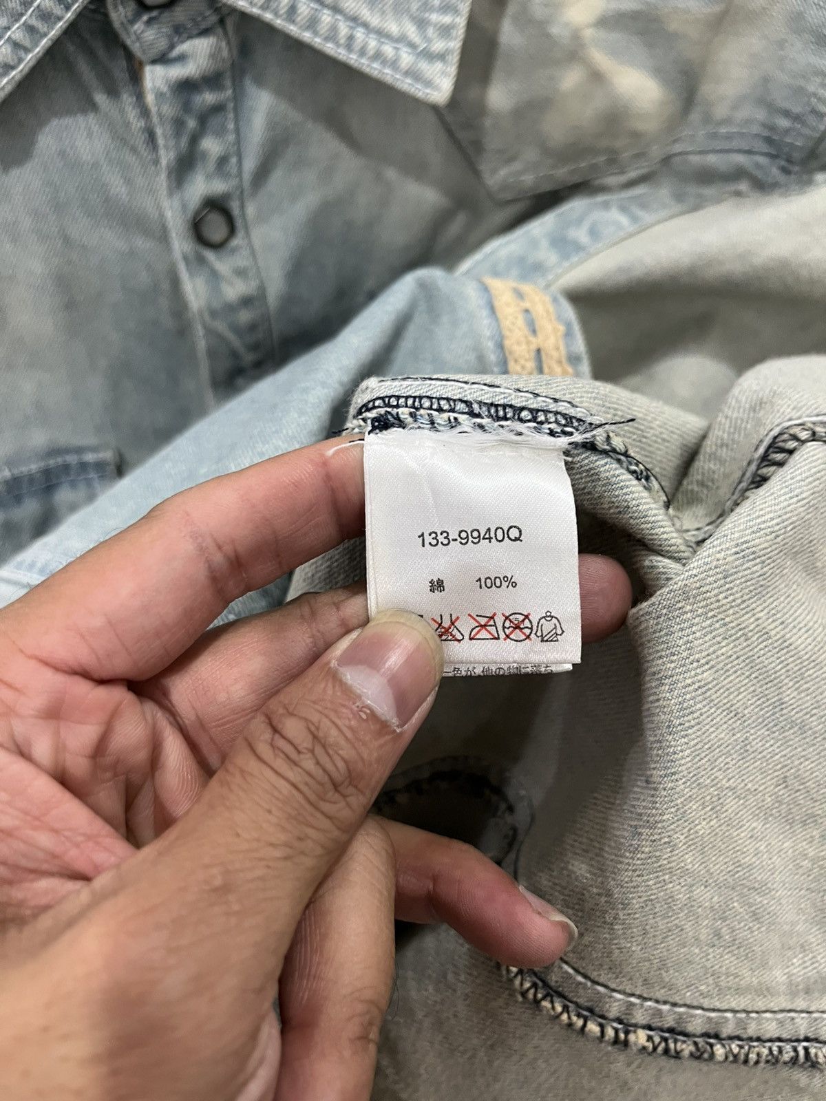 semanticdesign Semanticdesign chain label cowboys style Size US M / EU 48-50 / 2 - 5 Thumbnail