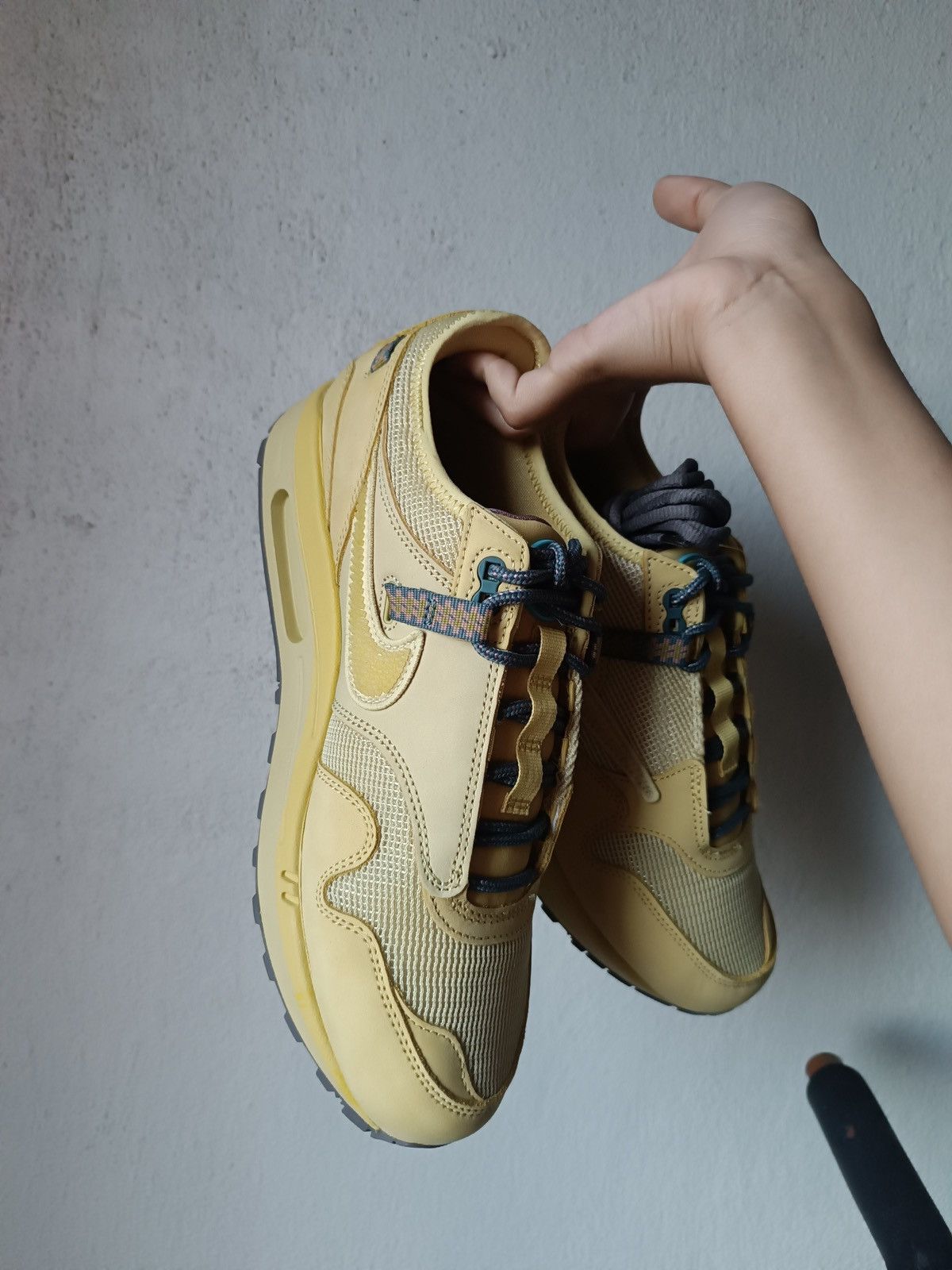 Nike × Travis Scott Nike Air Max 1 x Travis Scott Size US 9.5 / EU 42-43 - 1 Thumbnail