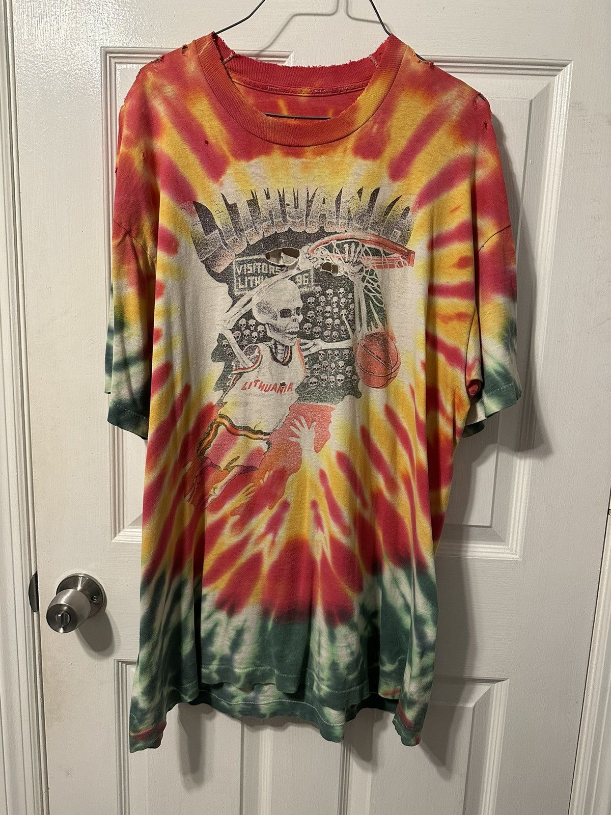 Vintage Vintage Lithuania Grateful Dead Tee Size US XL / EU 56 / 4 - 1 Thumbnail