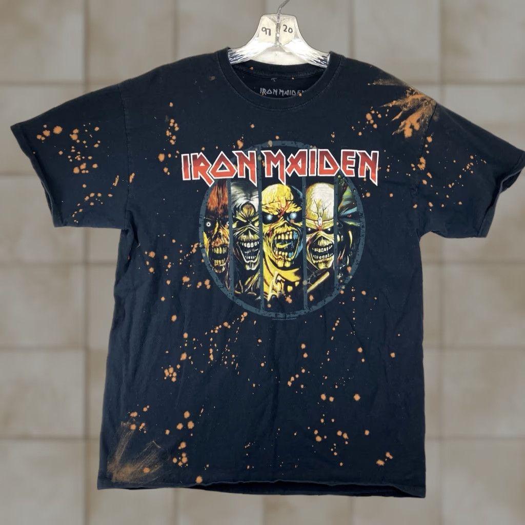 Vintage VINTAGE Iron Maiden Eddie Evolution Tee 2012 LG All Cotton Bleached Shirt Men L Black Cotton T-Shirt Crew Neck Short Sleeve Logo Band Music Rock 90s? Size US L / EU 52-54 / 3 - 1 Thumbnail